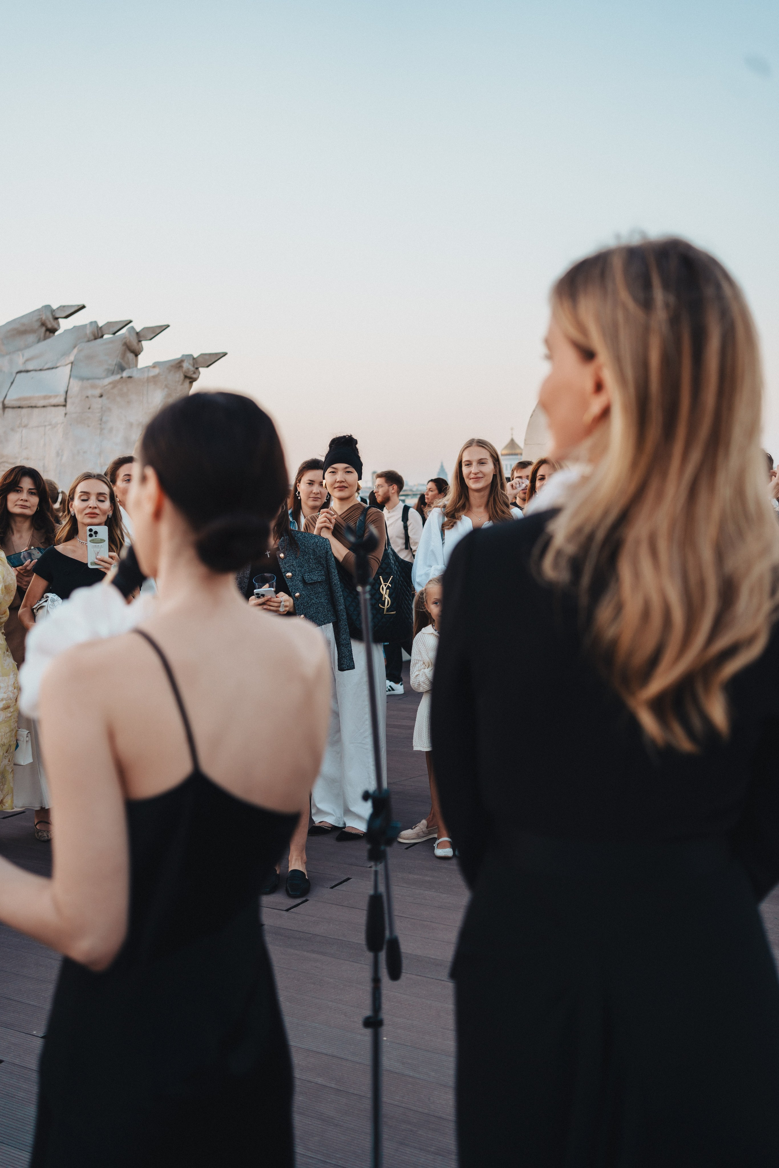 Выставка на крыше Парка Горького. Семейный и детский фотограф и видеограф в Москве, Серпухове и Тарусе Валерия Сорокина