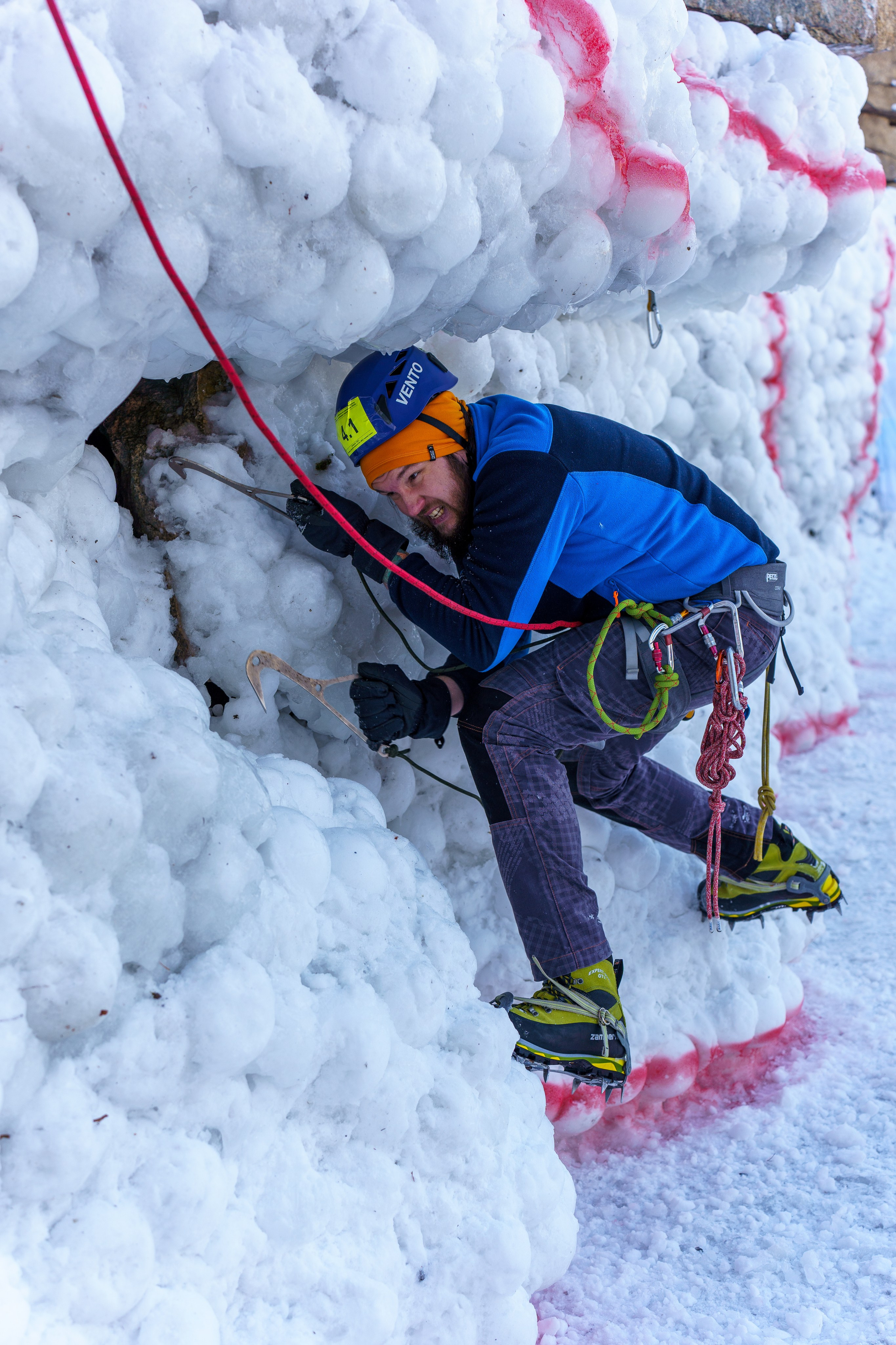 Ледовые связки 2025