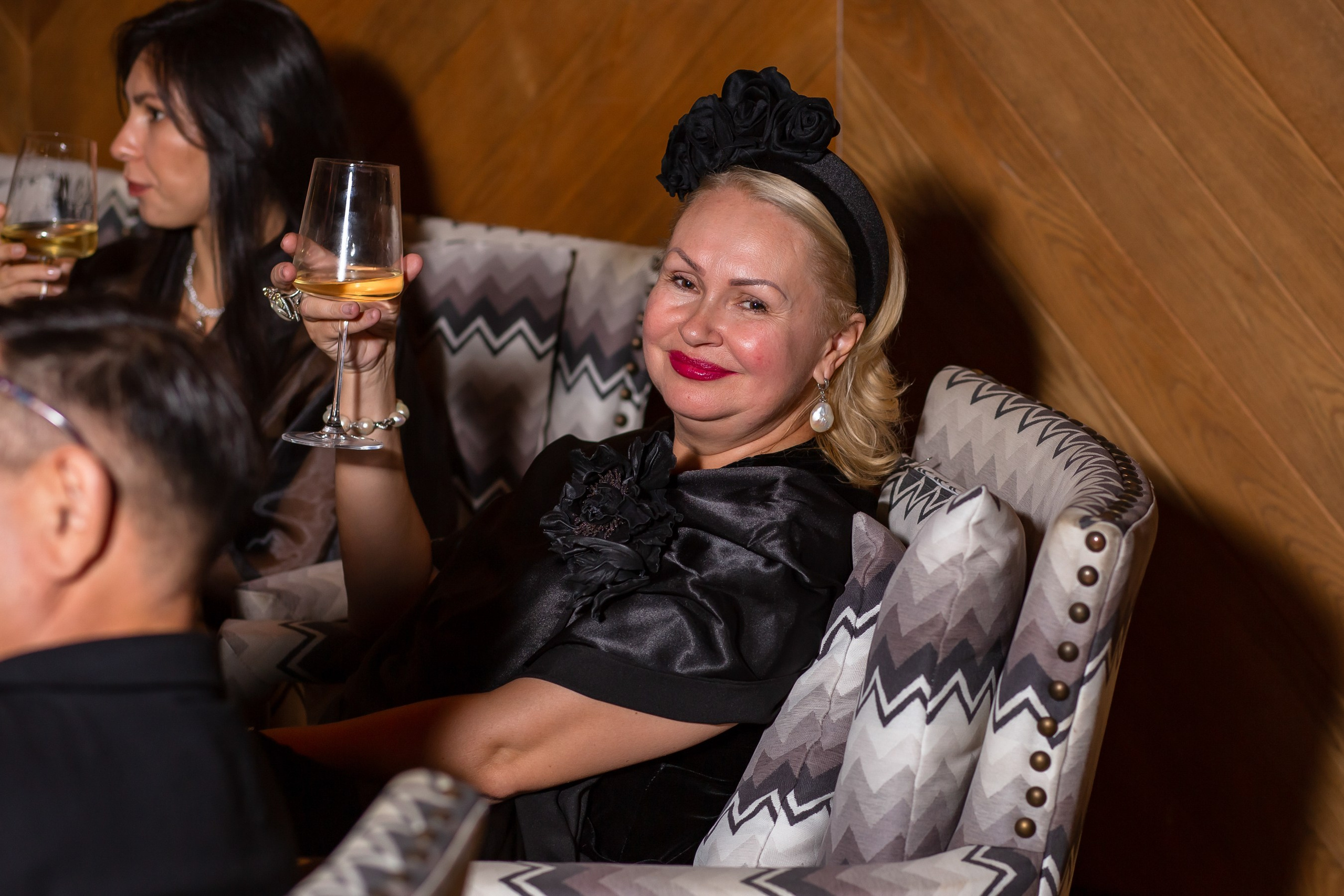 Корпоративный фотограф в Сочи и Сириусе — Премиум репортаж и тимбилдинги. Фотограф Сочи Адлер. Солькаева Анастасия