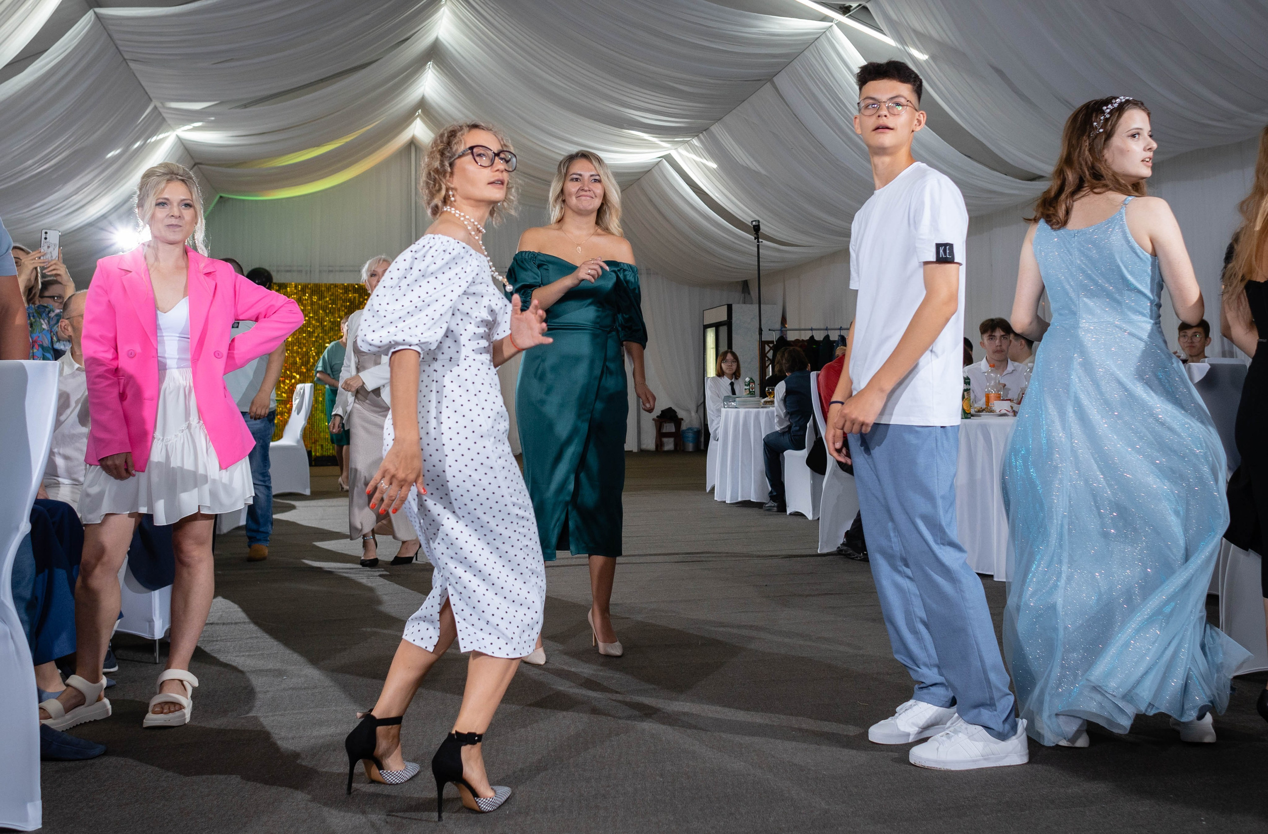 Выпуск 2024 9 кл г. Теплая. Фотограф Татьяна Орлова