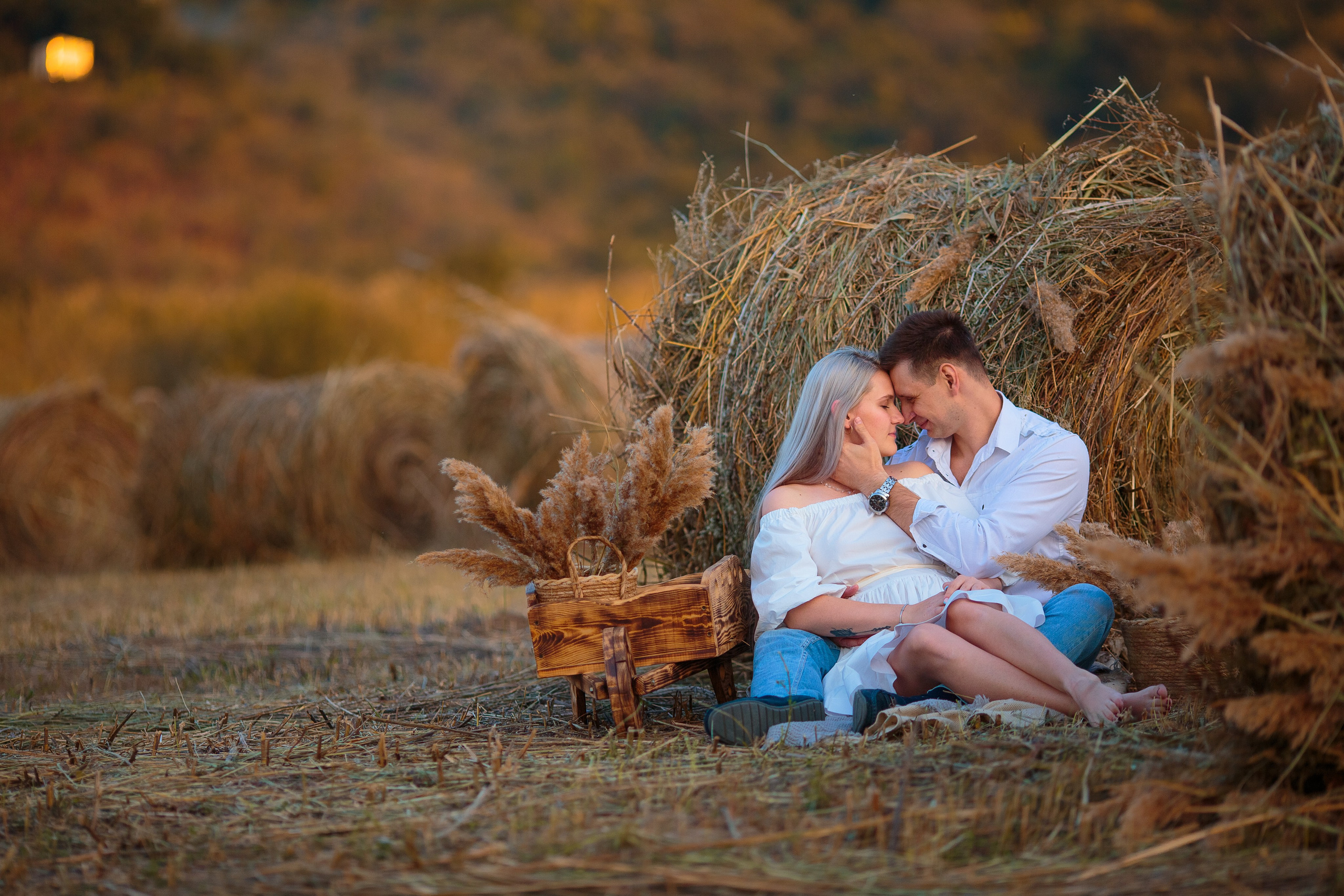 Фотосессия в стогах Алматы. Свадебный и семейный фотограф в Алматы Алексей Балышев