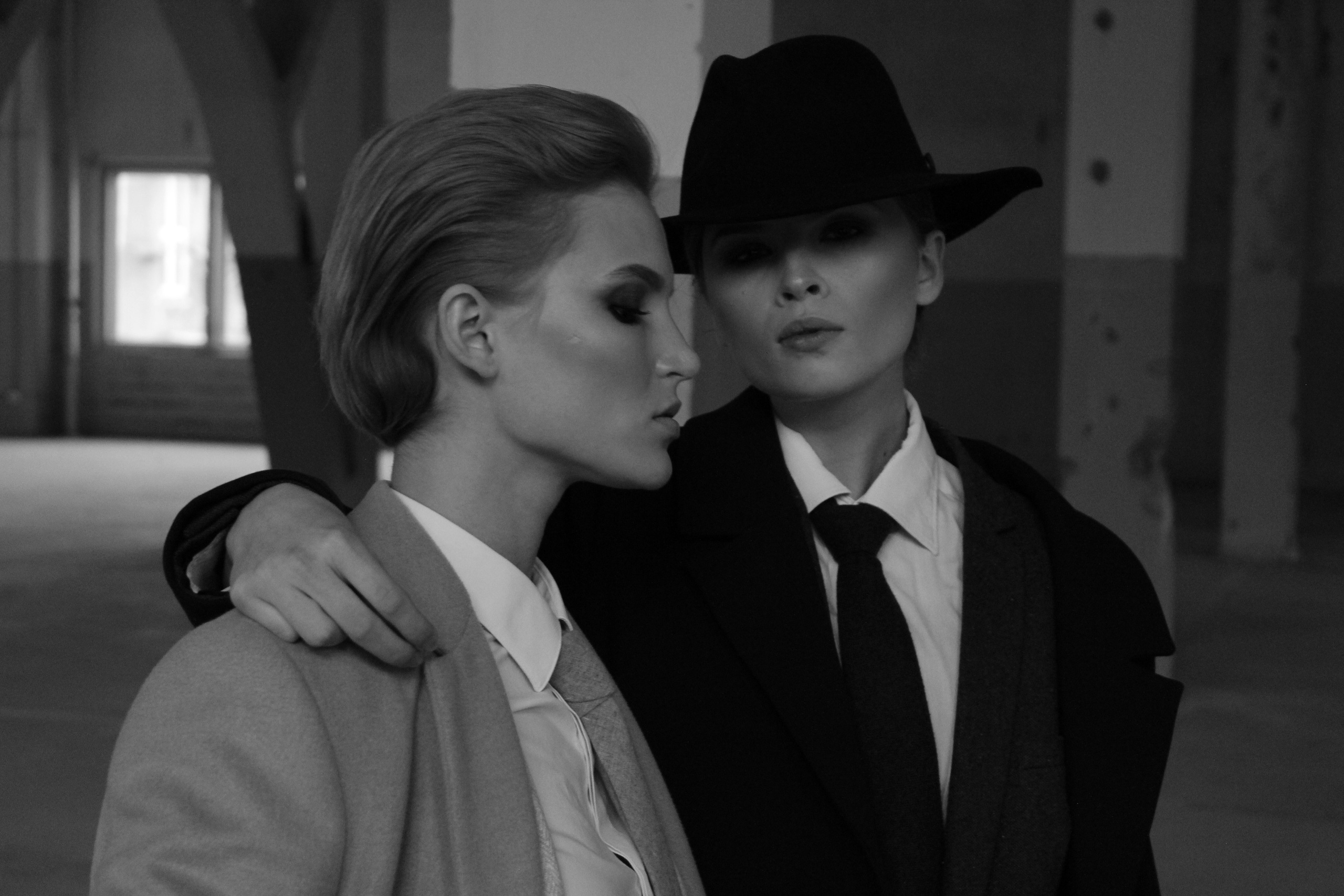 Прогулочная фотосессия в гангстерском стиле. Свадебный и репортажный фотограф в Уфе| Осетрова Ольга