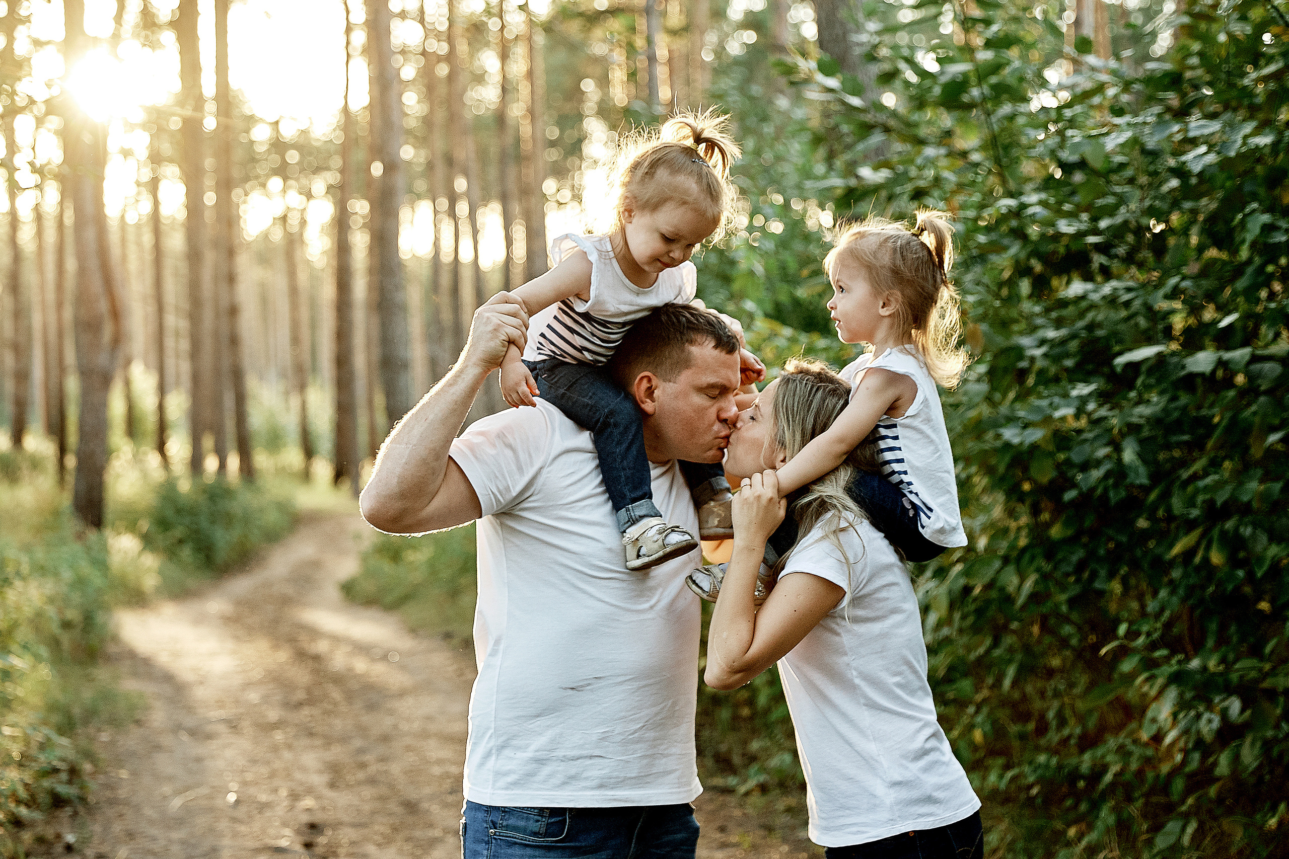 Семейная фотосессия в лесу. Свадебный фотограф в Ульяновске Александр Никитин