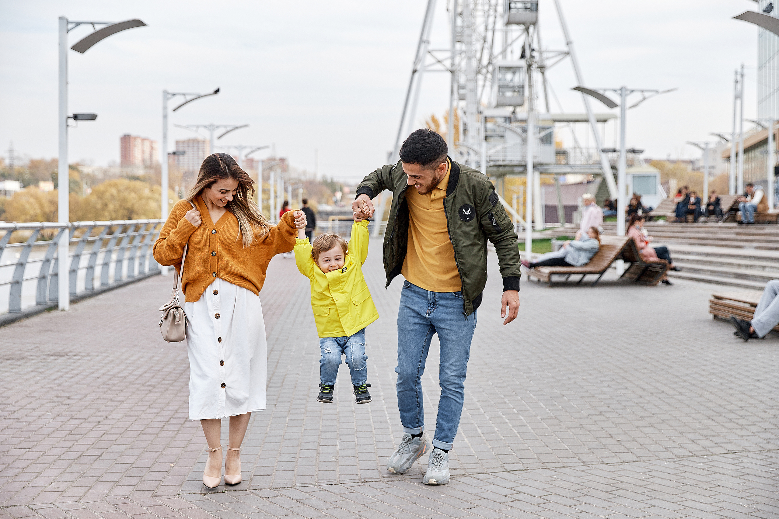 Семейная съёмка на территории ЖК Аквамарин. Свадебный фотограф в Ульяновске Александр Никитин
