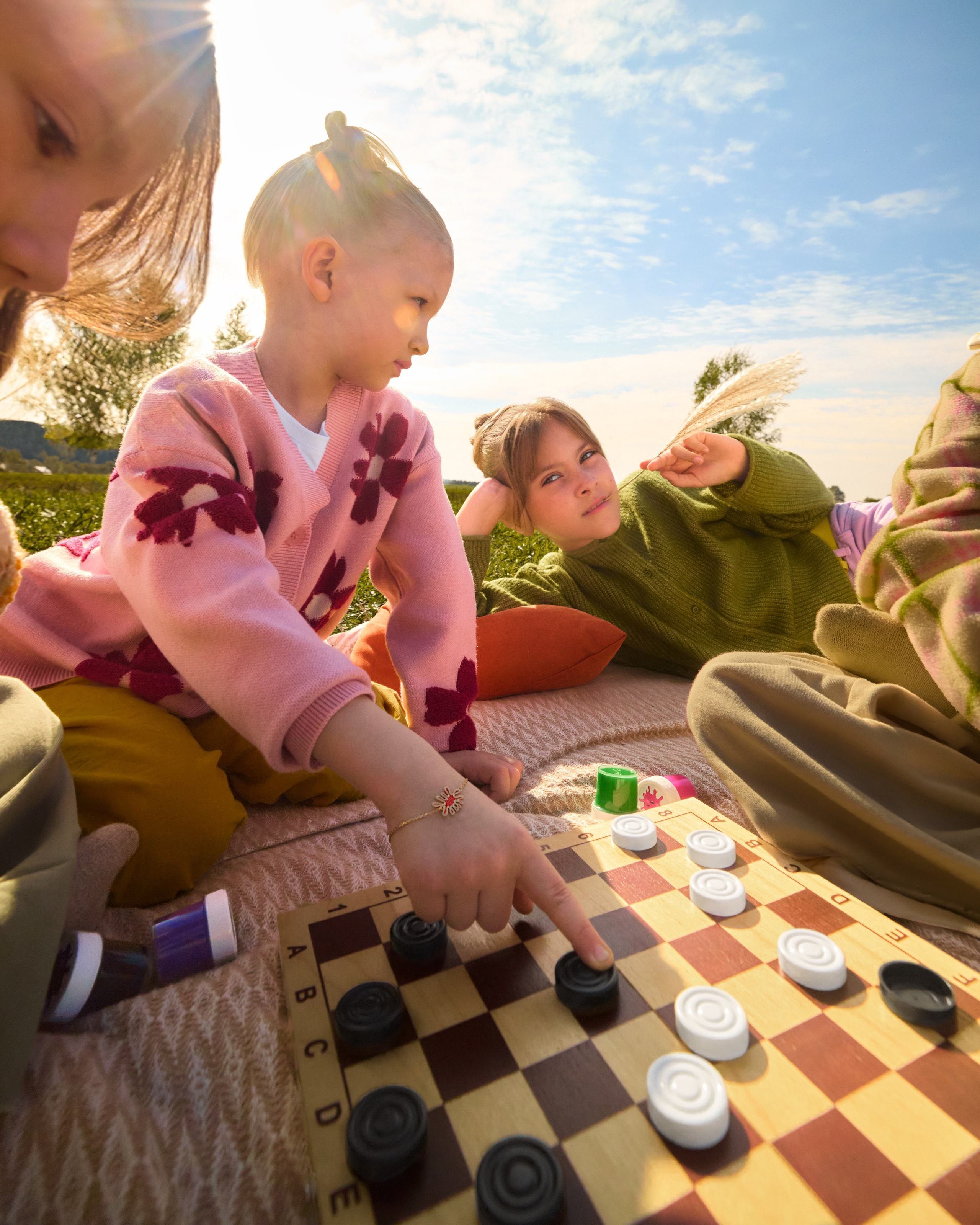 Children. Святослав Лебедев | Рекламный фотограф — Коммерческая съемка, Арт-дирекшн, AI-интеграция