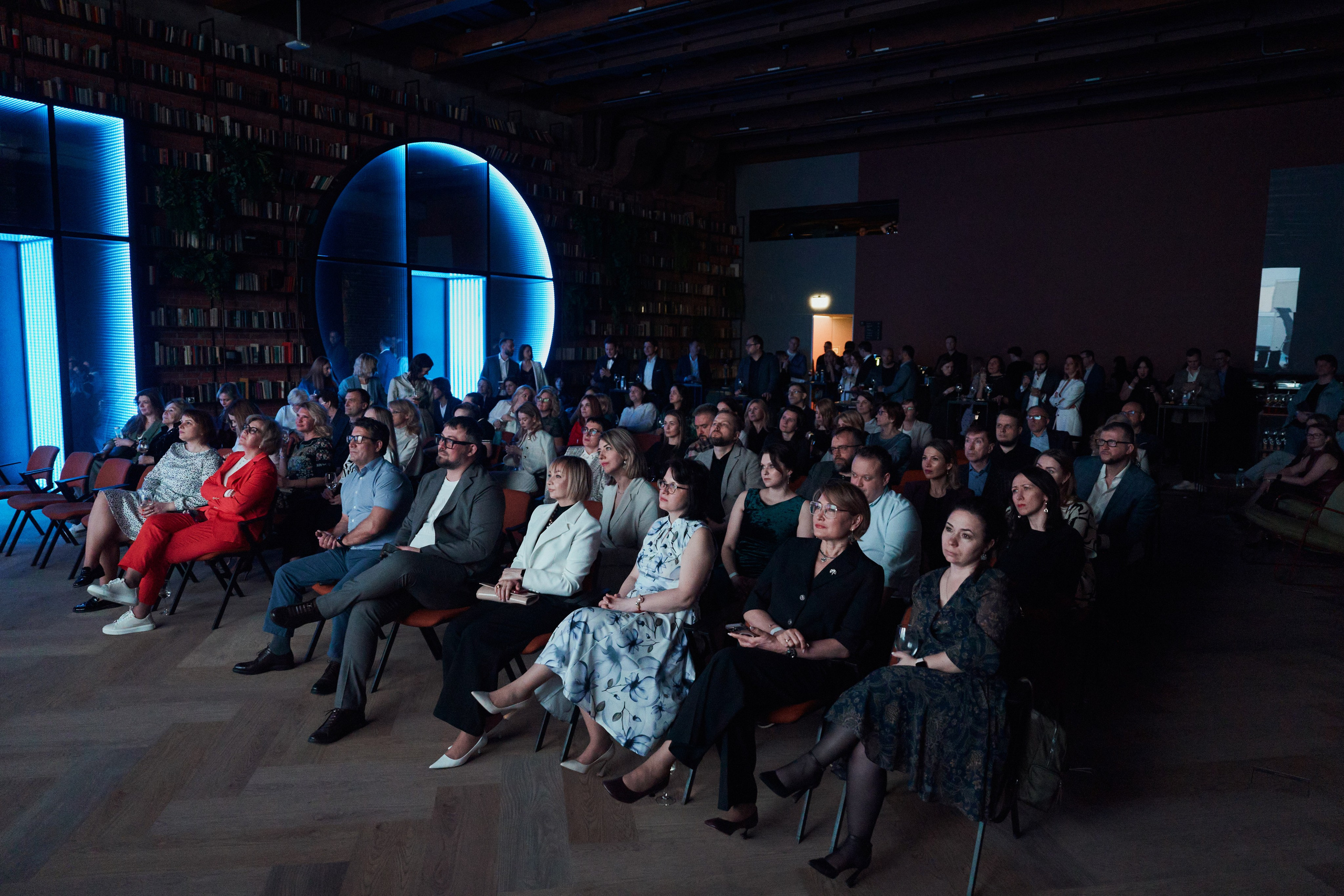 Клинике «Будь Здоров» 20 лет. Свадебный фотограф в Москве и Подмосковье Виктор Одинцов
