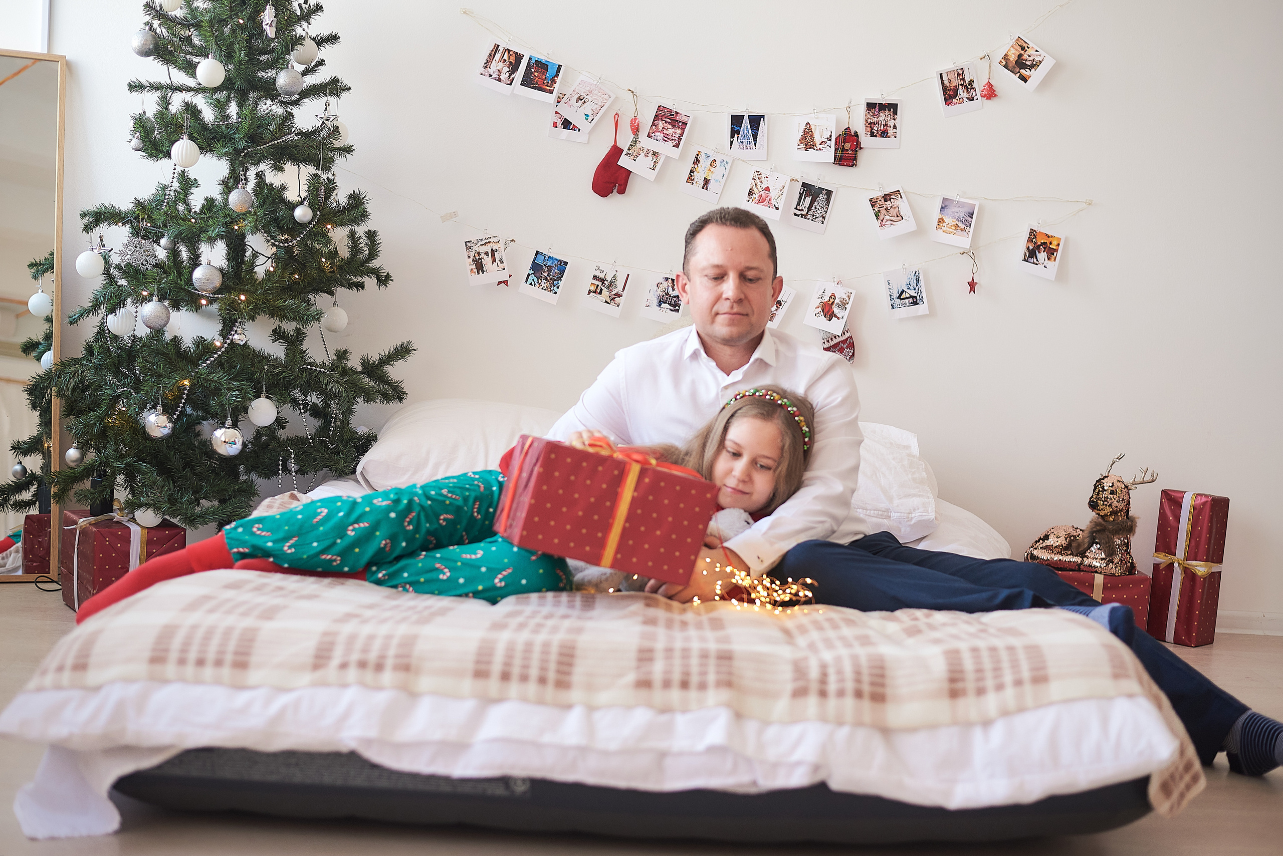 Новогодняя студийная съемка. Фотограф Елена Дука. Контент съемка. Семейная фотография