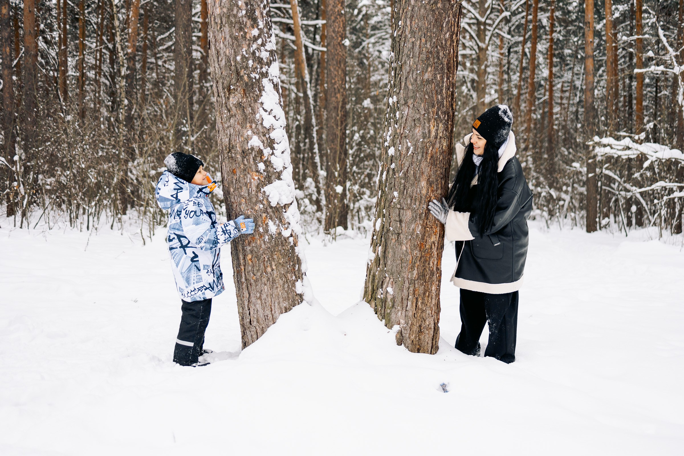 В зимнем лесу. Семейный Фотограф в Москве Евгения Симоненко