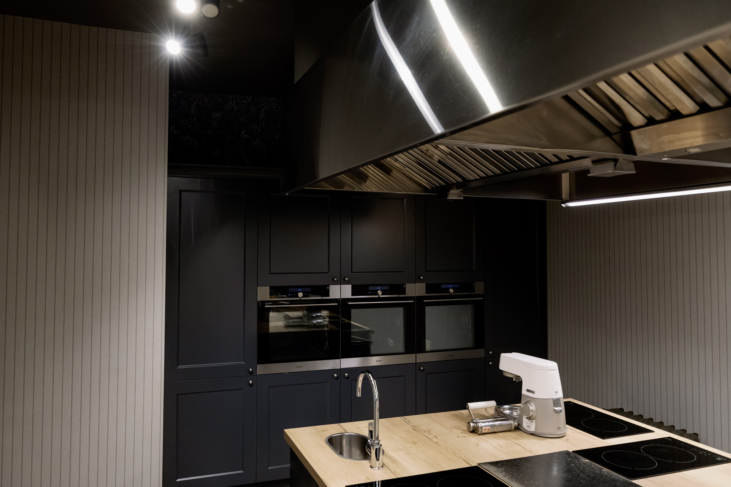 Интерьерная и архитектурная фотография. Свадебный и репортажный фотограф в Москве Владимир Сергеев | Naysaikolo