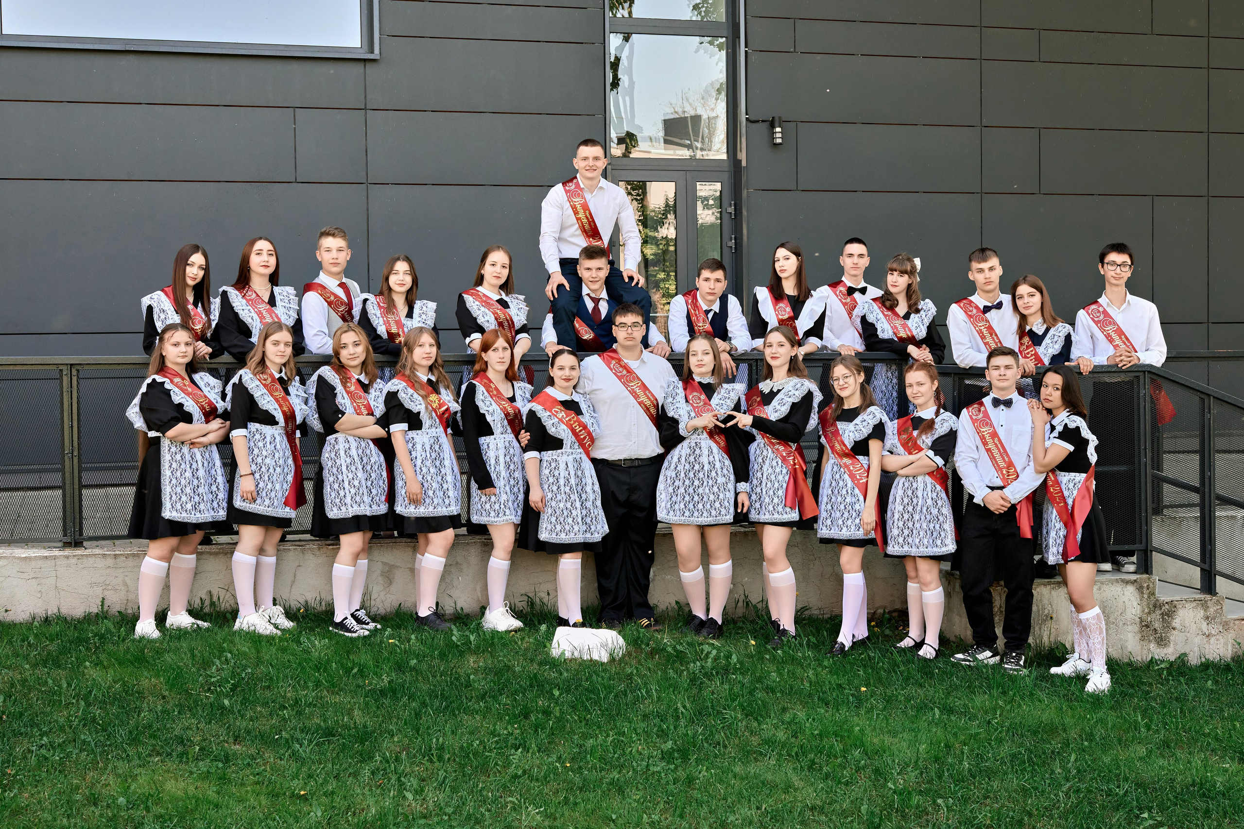 Фотосъёмка в Инновационном культурном центре (ИКЦ) Калуга для выпускных альбомов. Фотограф Меняйло Евгений. Свадьба. Портрет. Репортаж. Семья. Контент