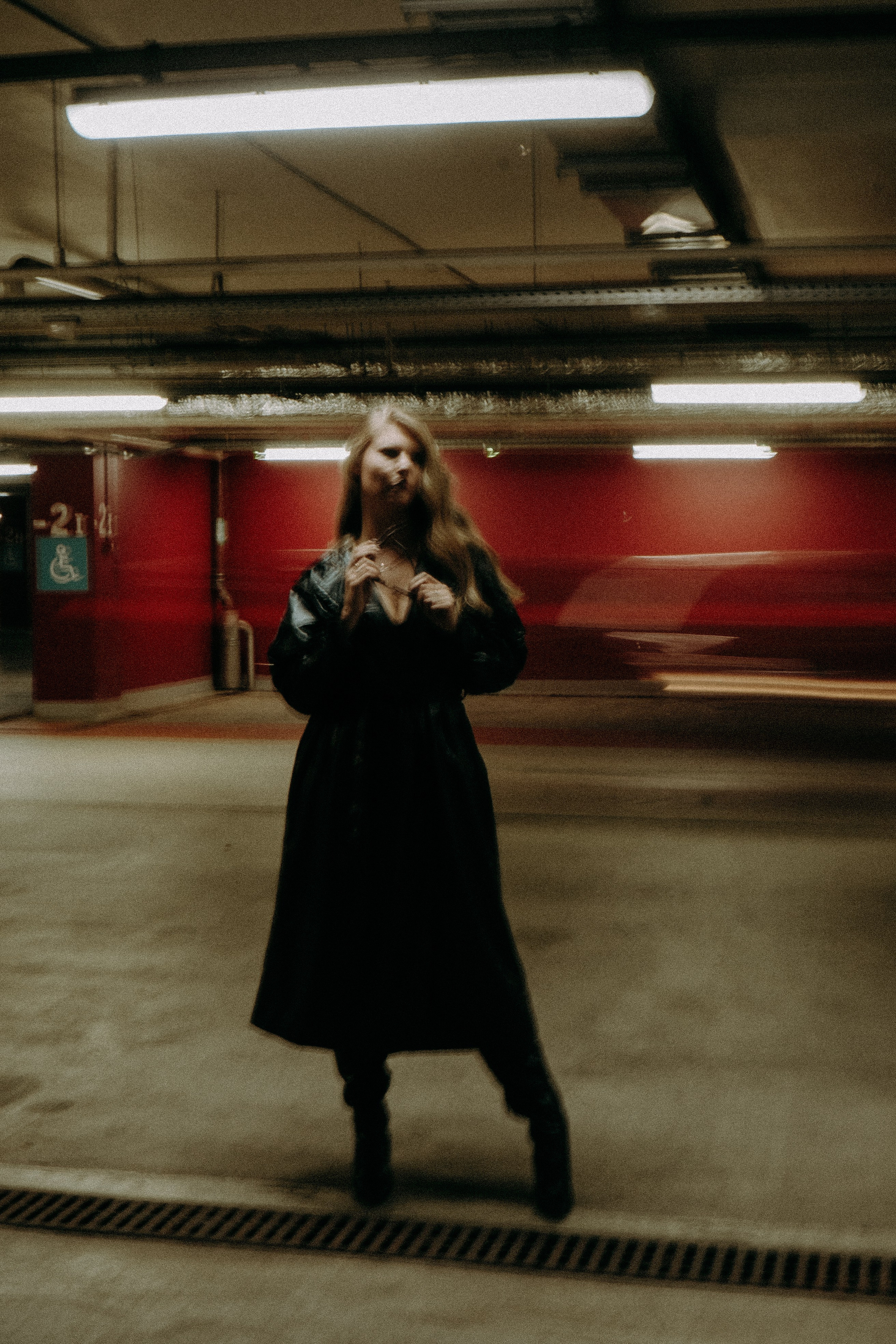 НА ПАРКОВКЕ. Профессиональный фотограф, Санкт-Петербург — Виктория Богомолова