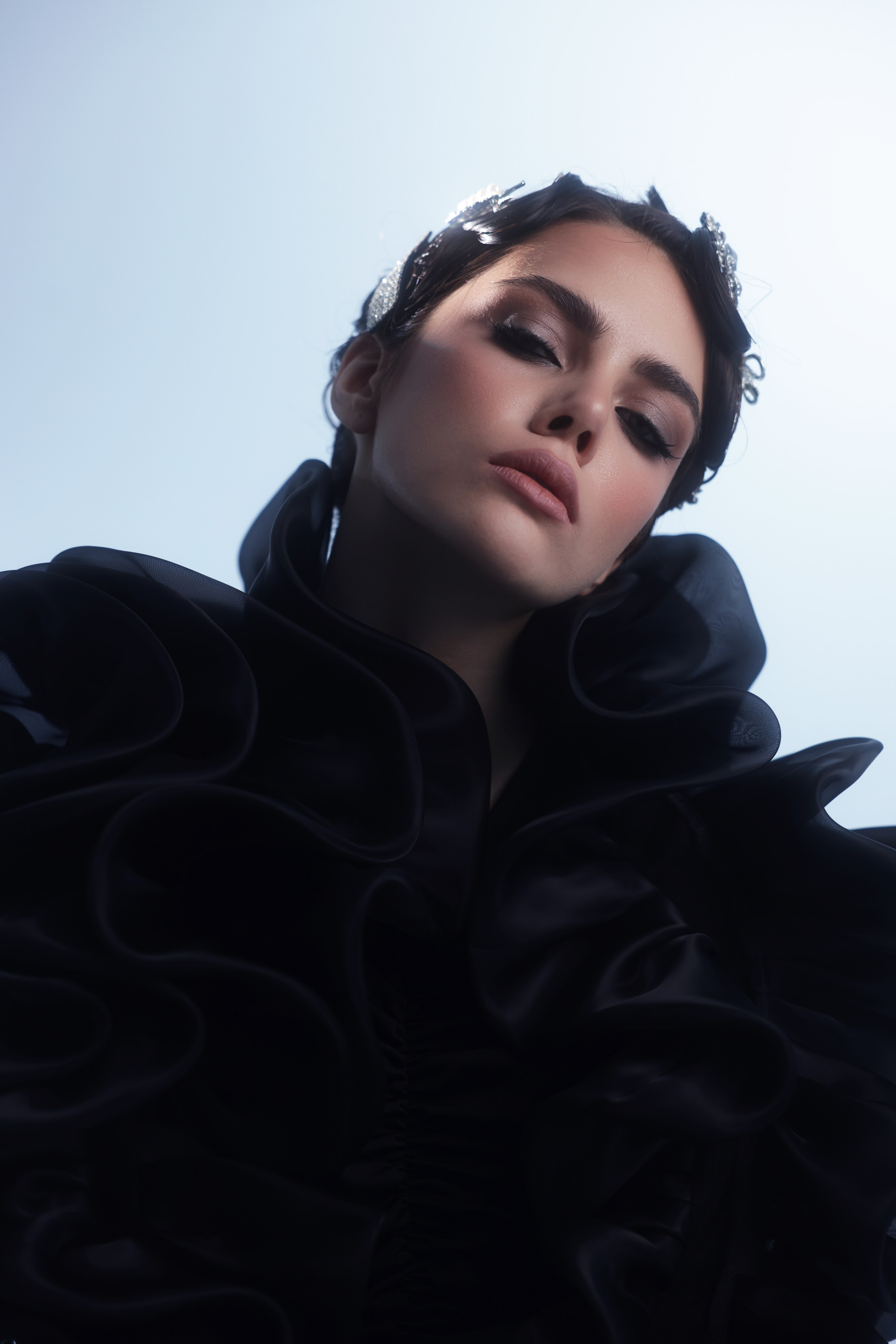 Фотосессия в студии. Я — фотограф, который помогает запечатлеть самые важные моменты вашей жизни!