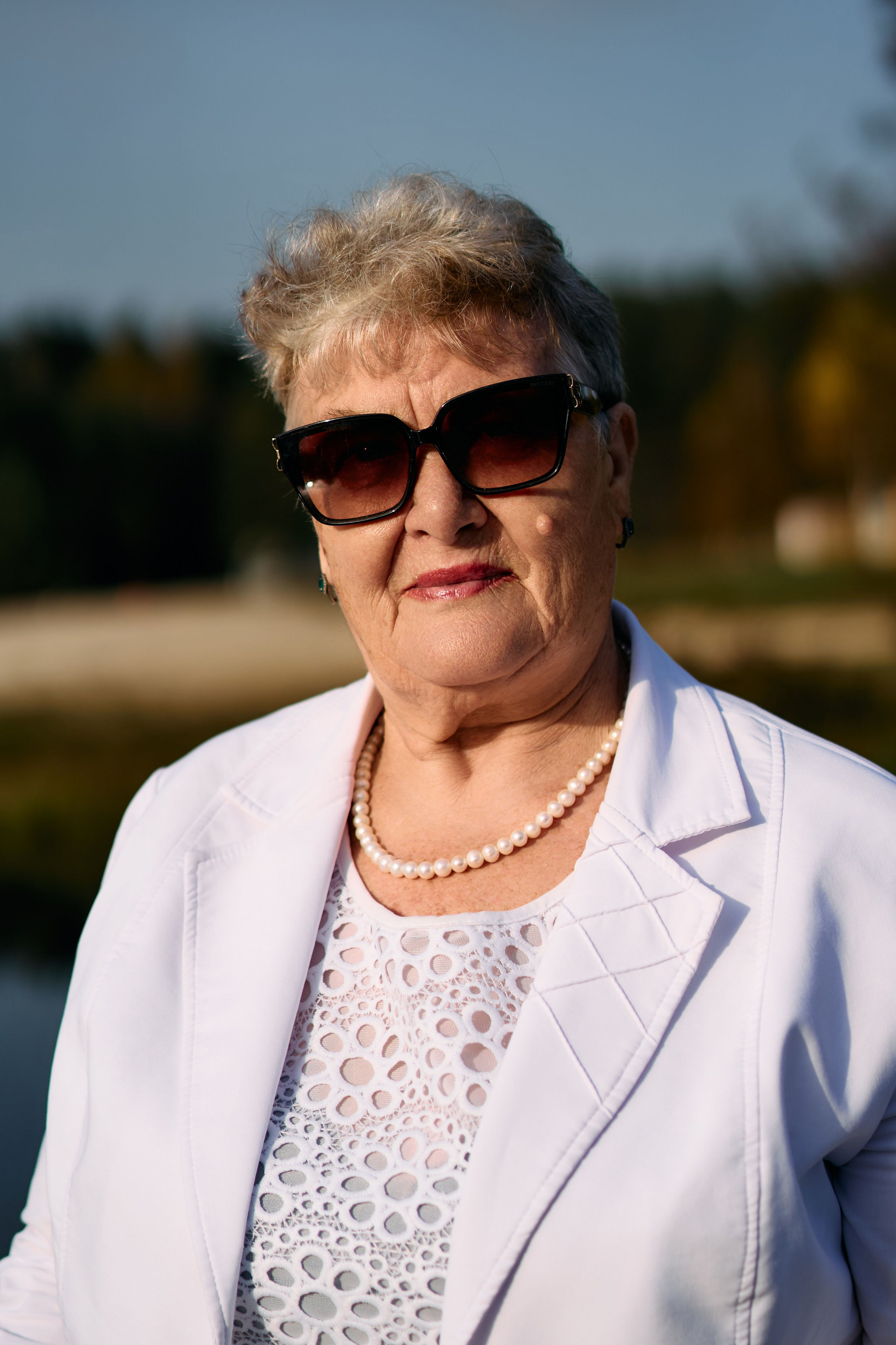 Фотосессия «Осенний вернисаж» для участников любительского объединения людей старшего поколения " Общение 55+». Фотограф Виталий Сид: профессиональная фотосъемка, обучение и новости индустрии