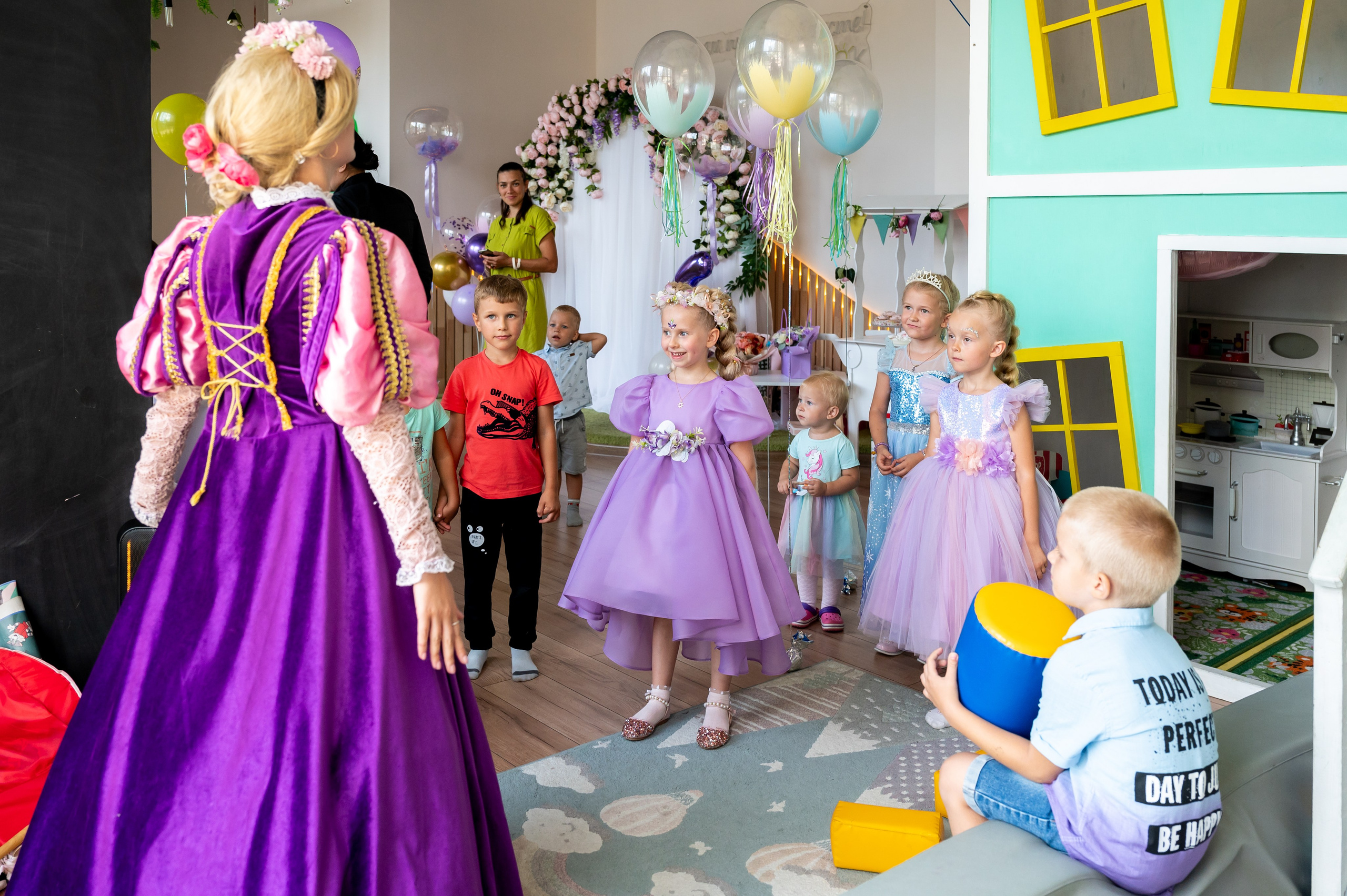 ДР в лофте с фокусником