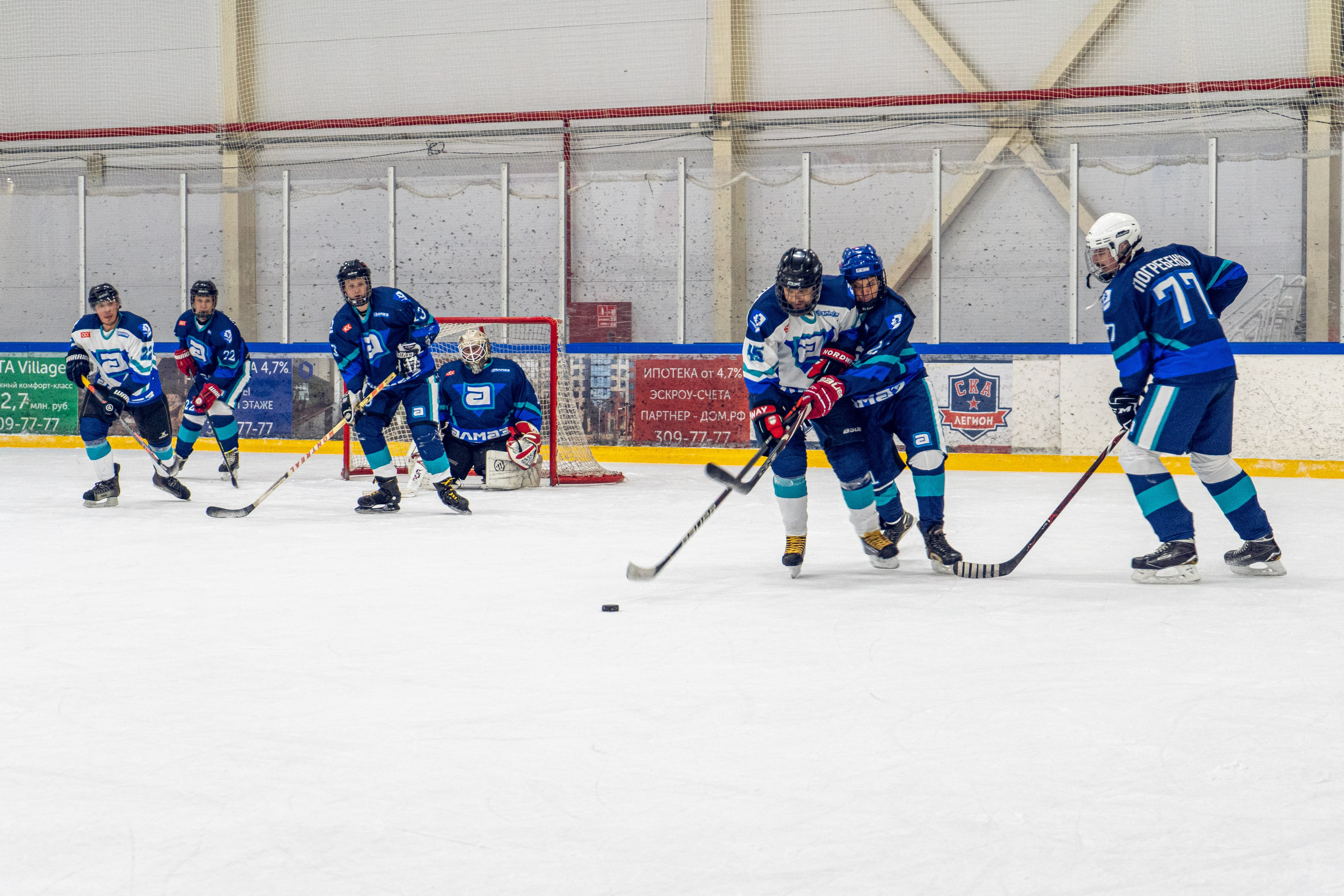 Тренировка по хоккею «ЦМКБ «Алмаз»