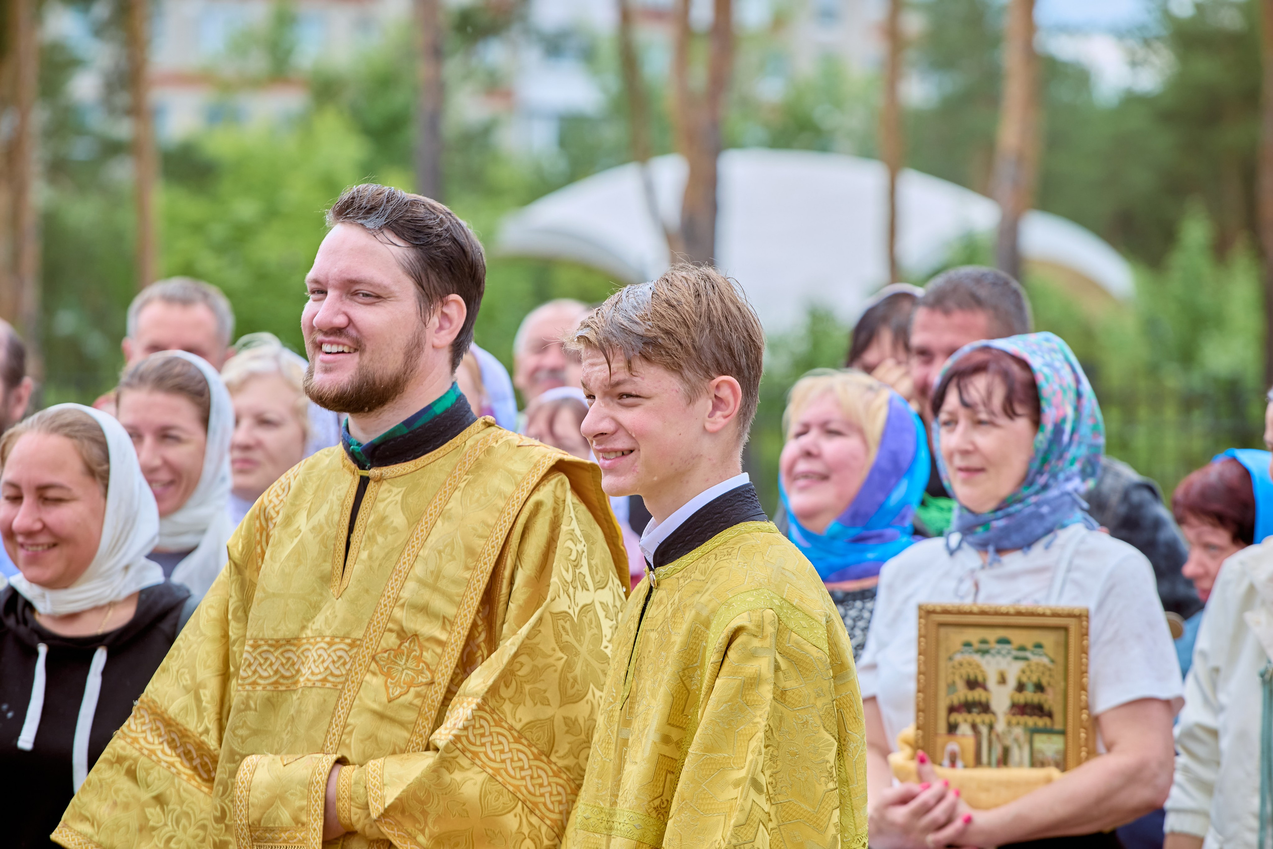 Фотографии портретов Крестного хода в Дзержинске
