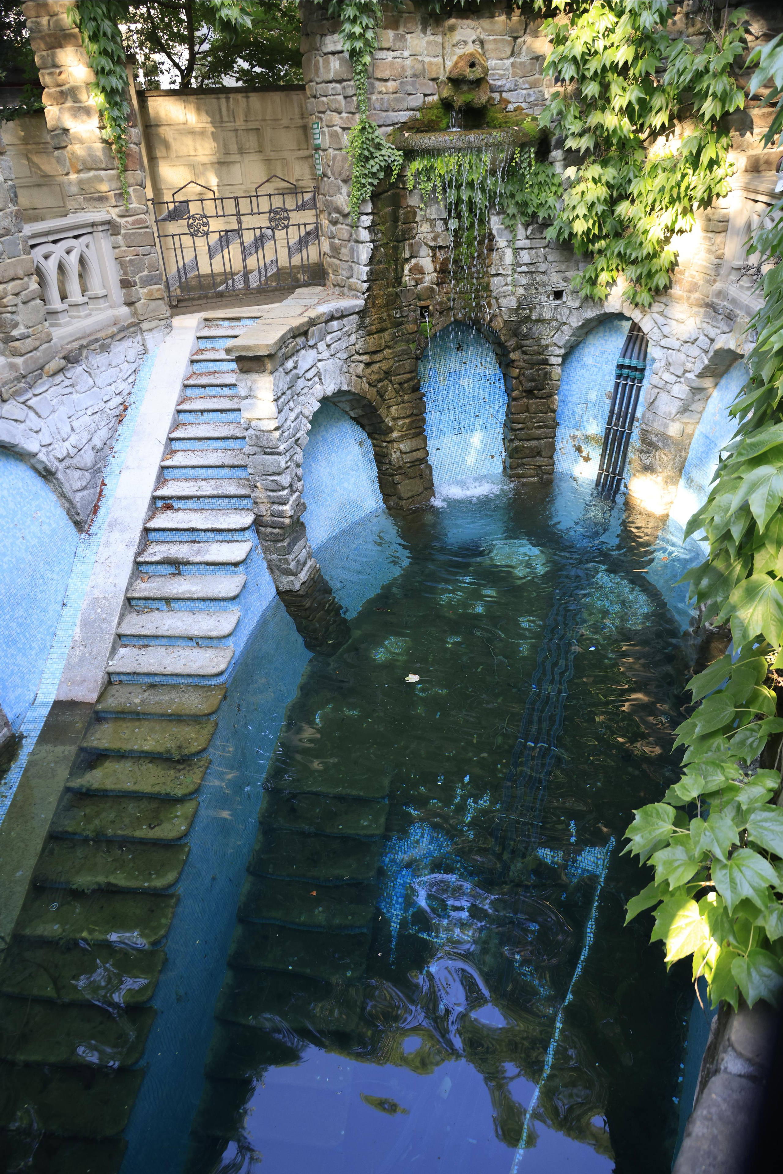 Старый парк. Кабардинка. 2023. Фотохудожник BID