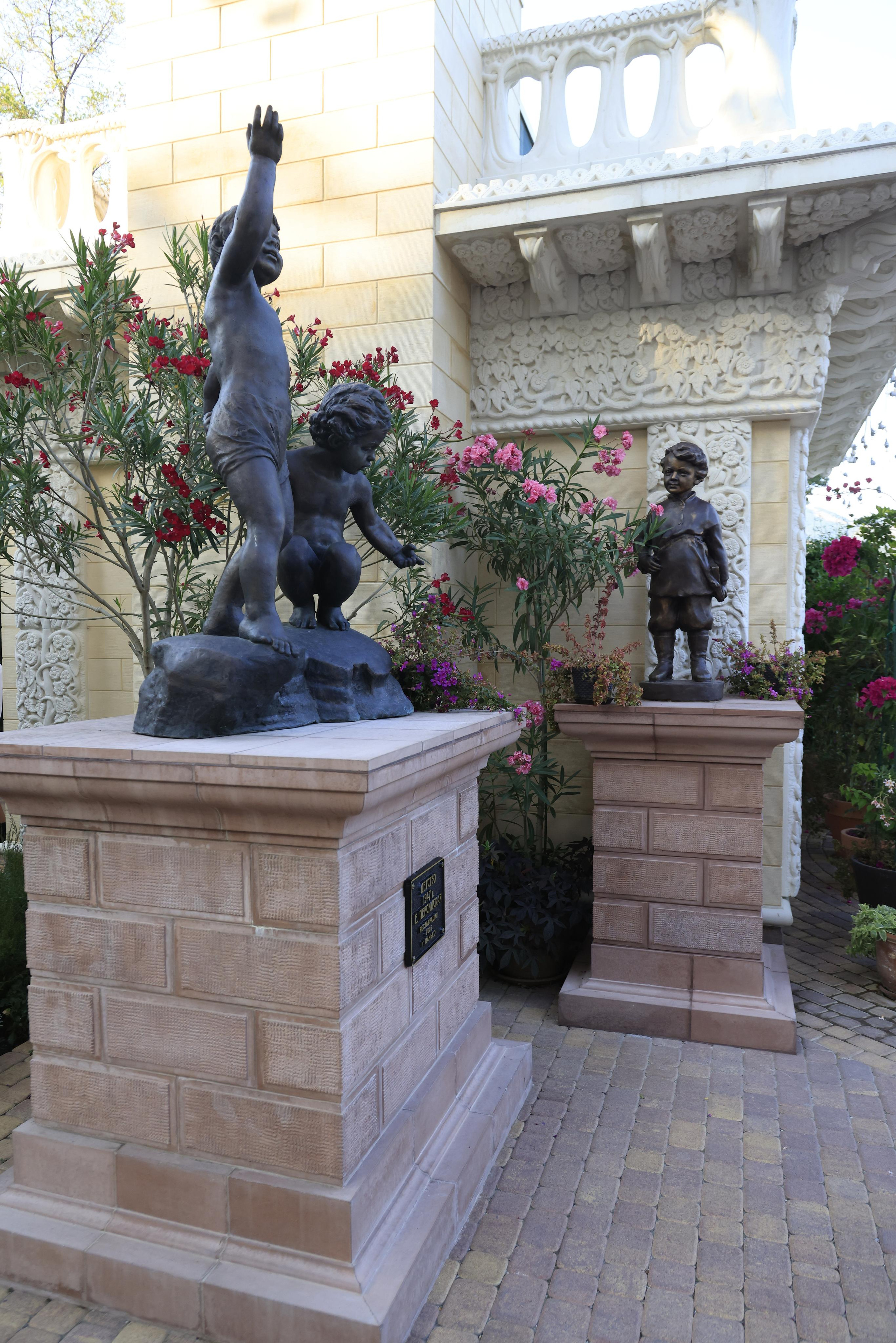 Старый парк. Кабардинка. 2023. Фотохудожник BID