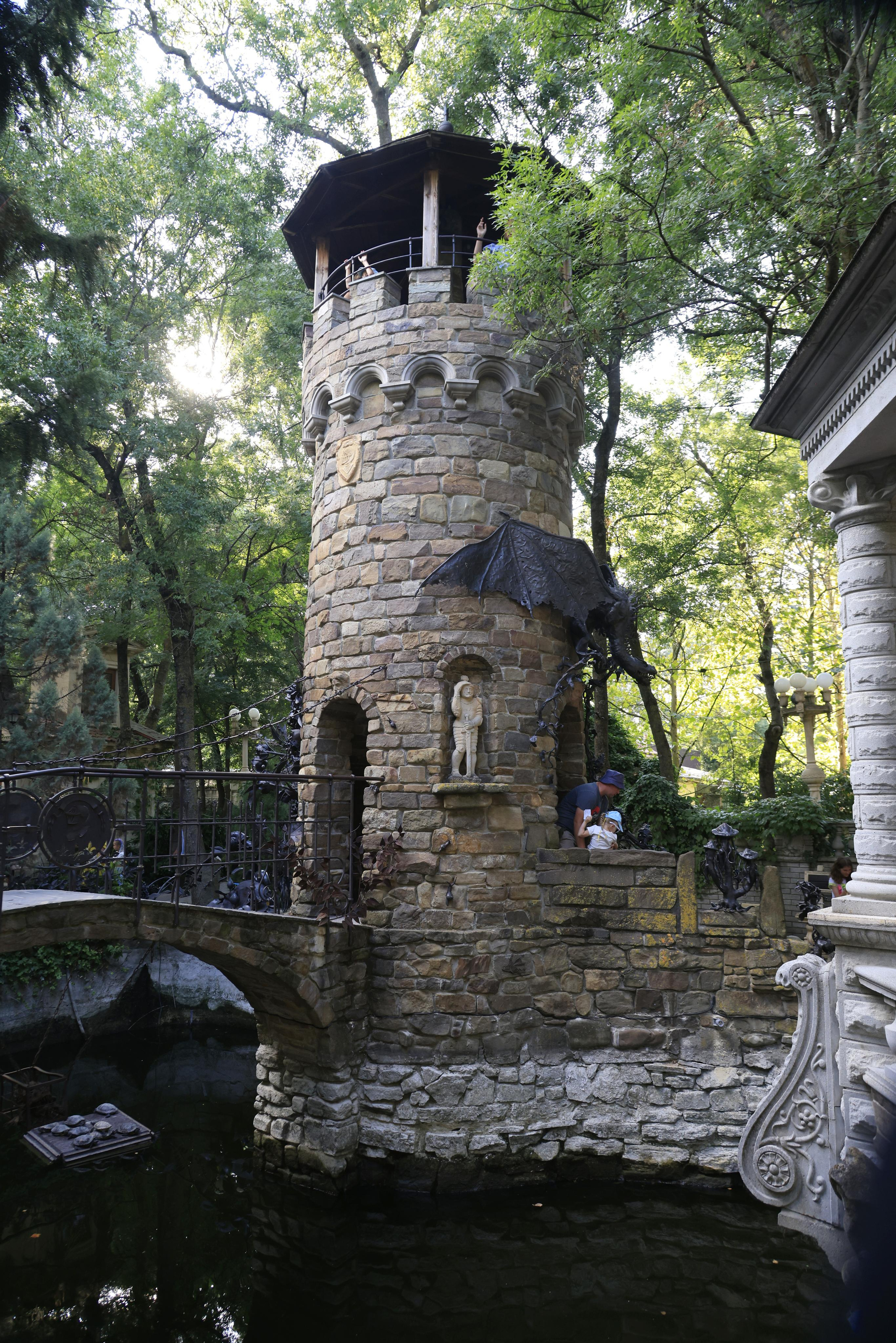 Старый парк. Кабардинка. 2023. Фотохудожник BID