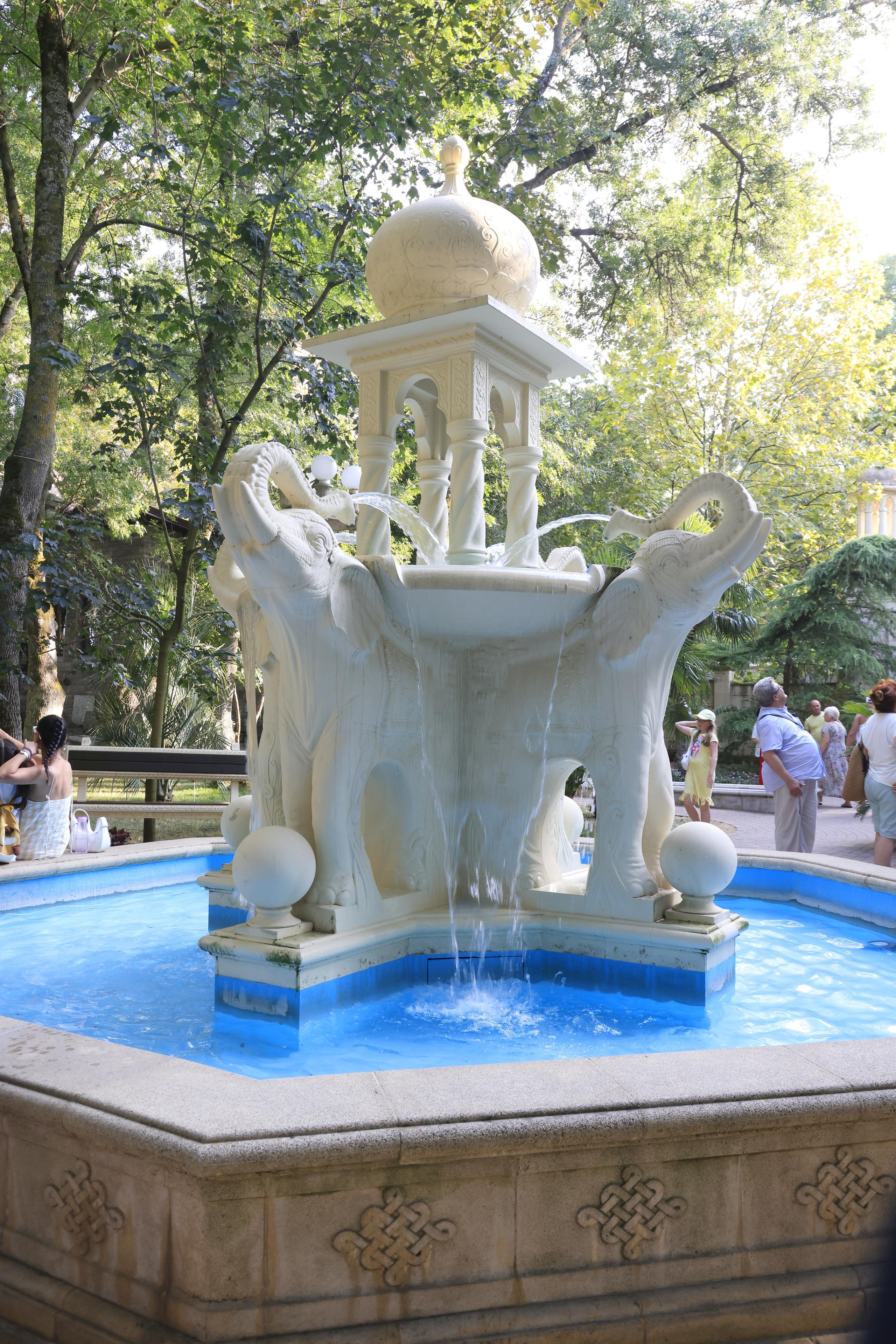 Старый парк. Кабардинка. 2023. Фотохудожник BID