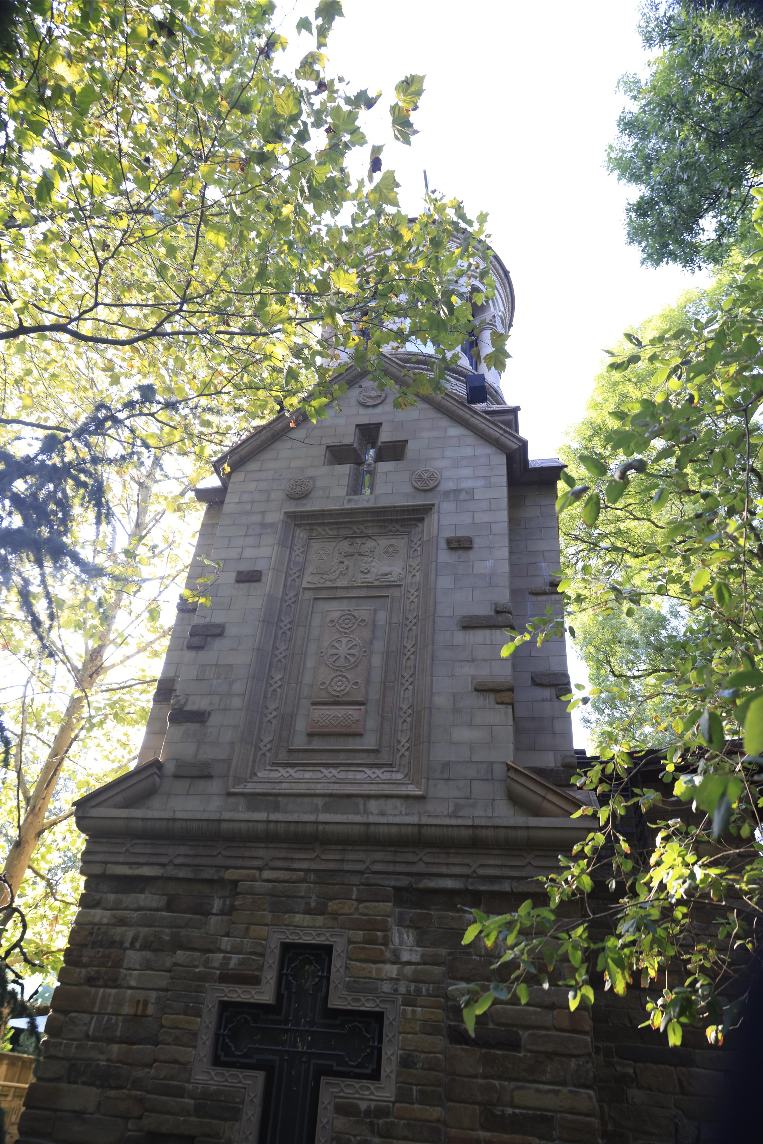 Старый парк. Кабардинка. 2023. Фотохудожник BID