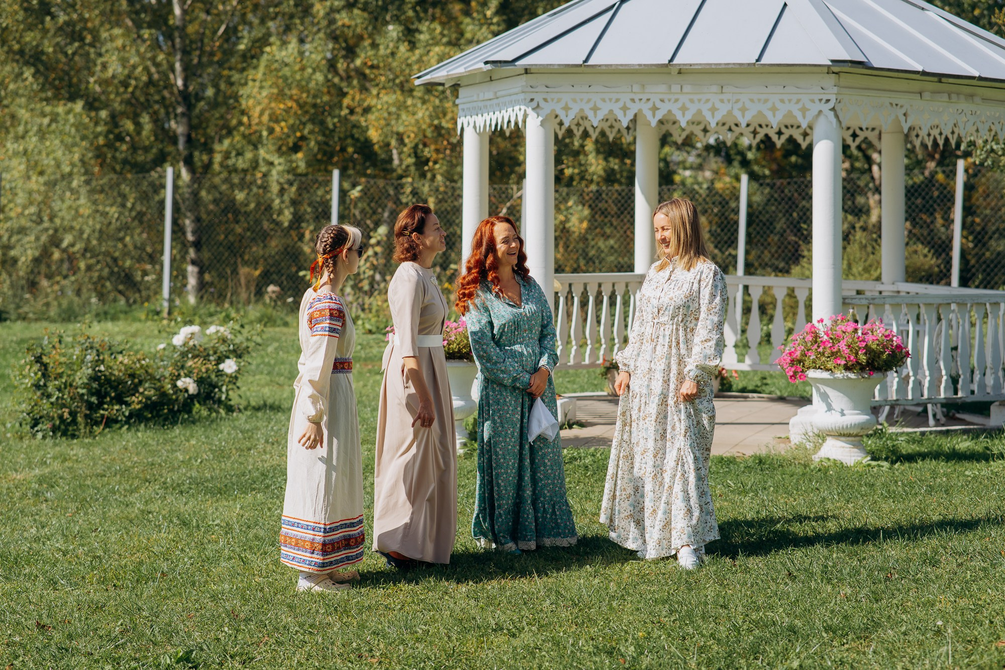 Тематическая фотосъемка в усадьбе Зацепиных. Свадебный и репортажный фотограф в Ярославле Евгений Сальников