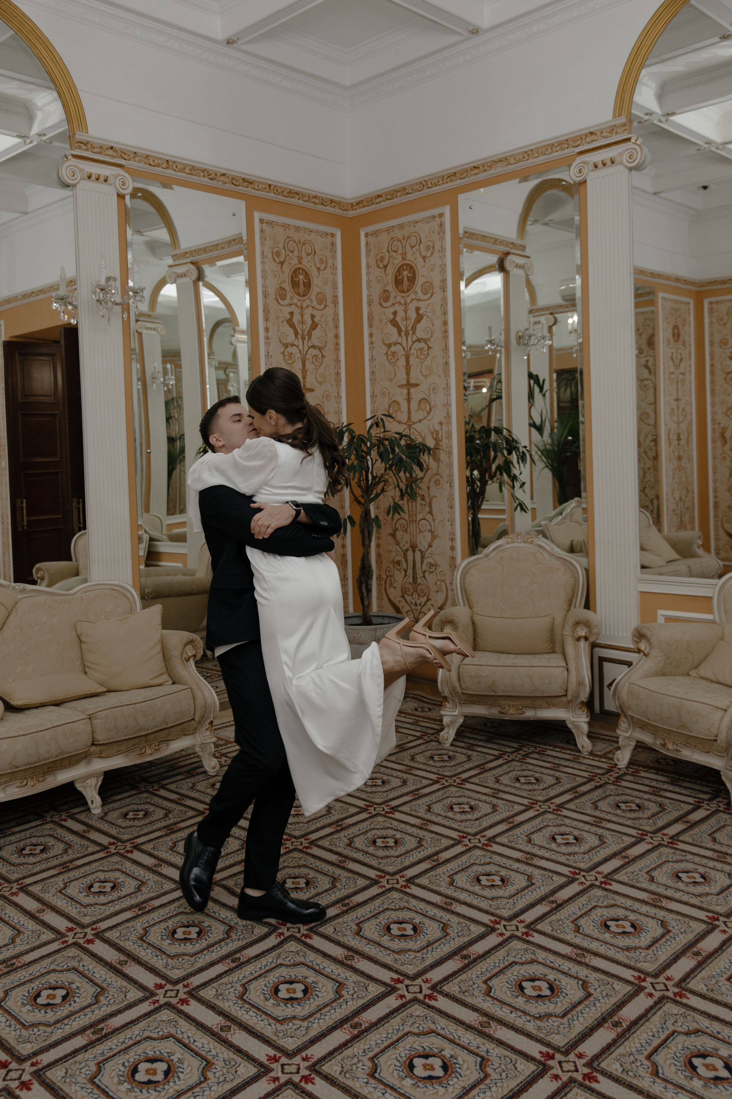 16.09.2024. RETOUCH-HOUSE