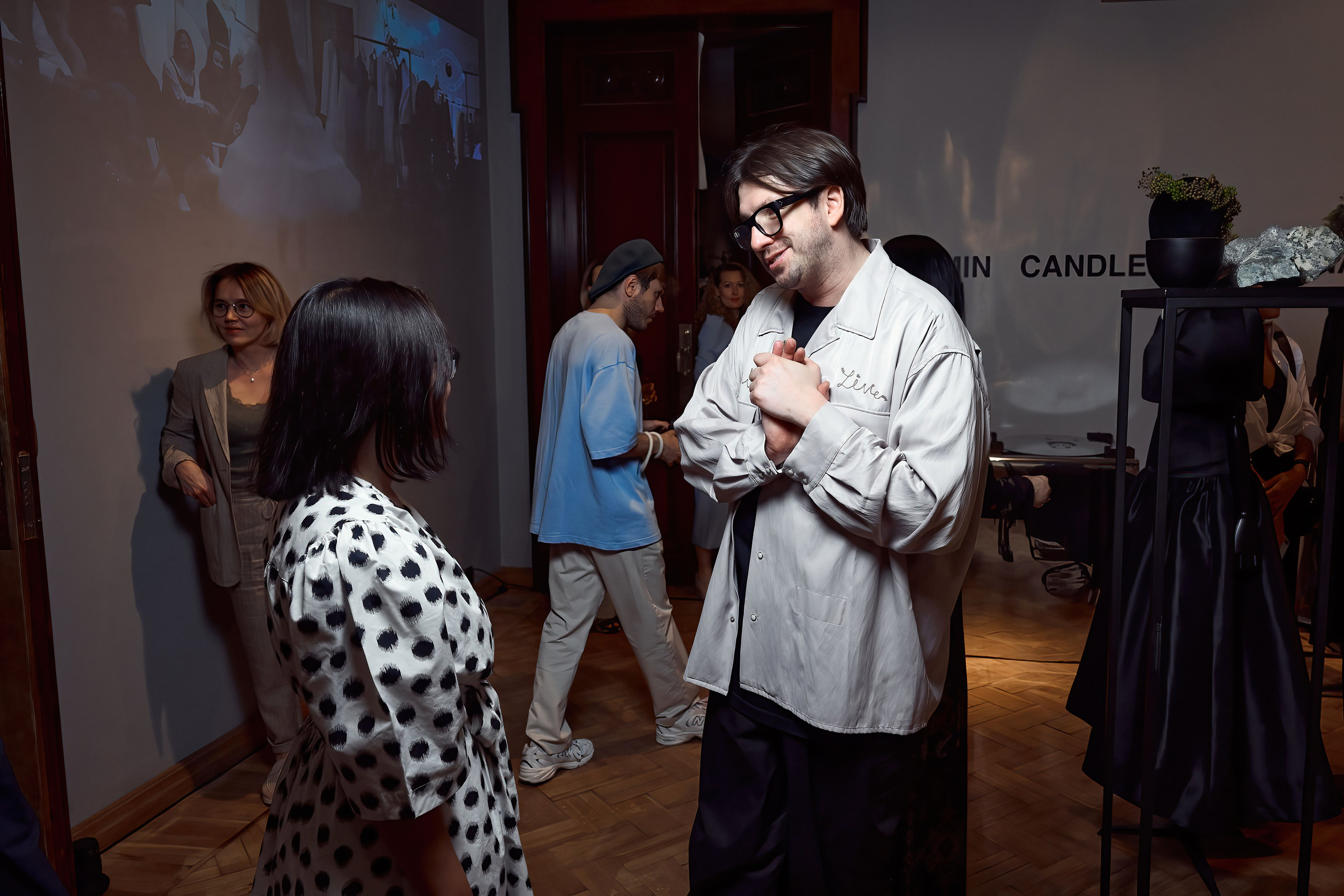 FHUB.2023. Дима Бабушкин. Фотограф. Подиум. Репортаж. Творчество. Дорого