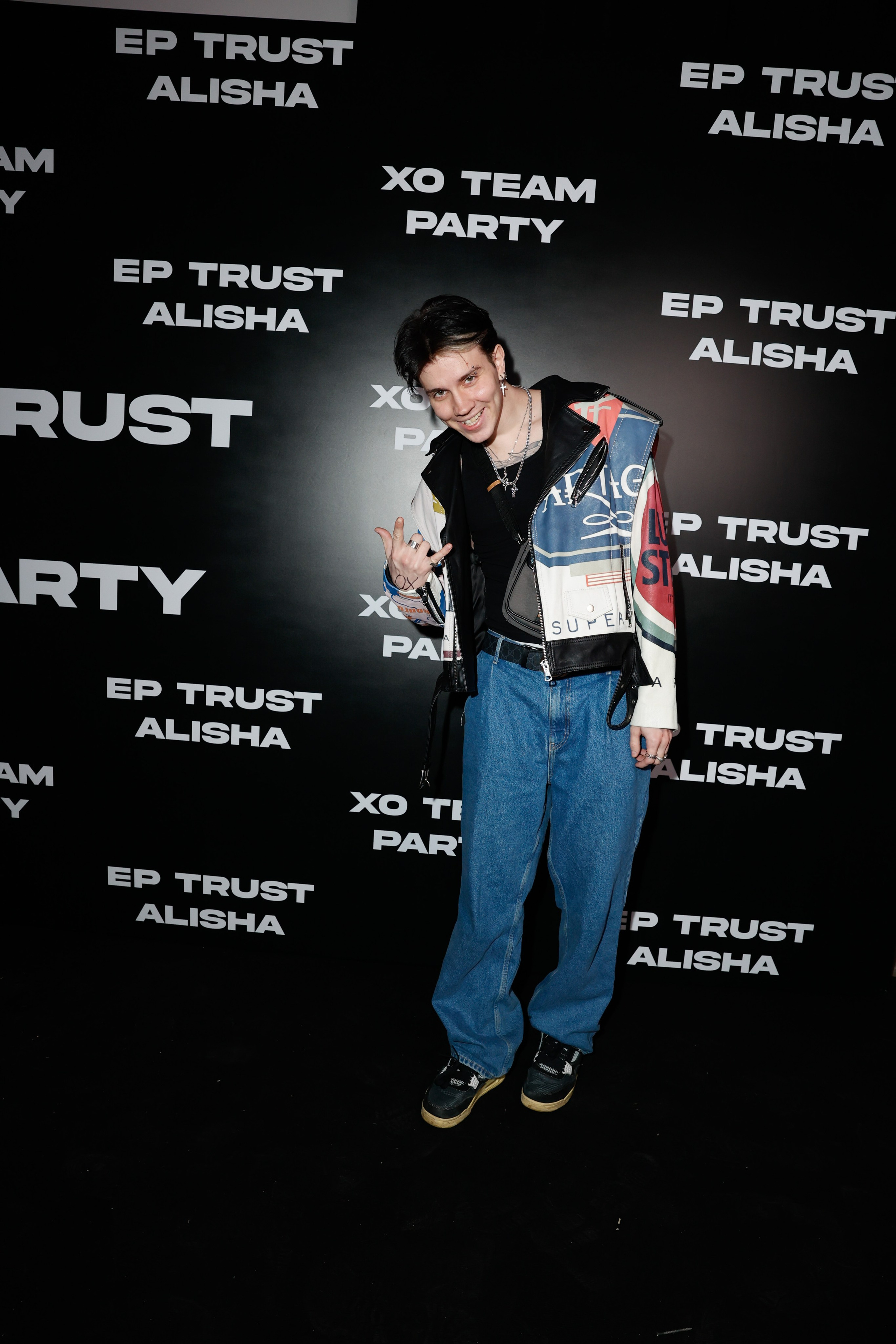 ALISHA. Nikolskayasecular