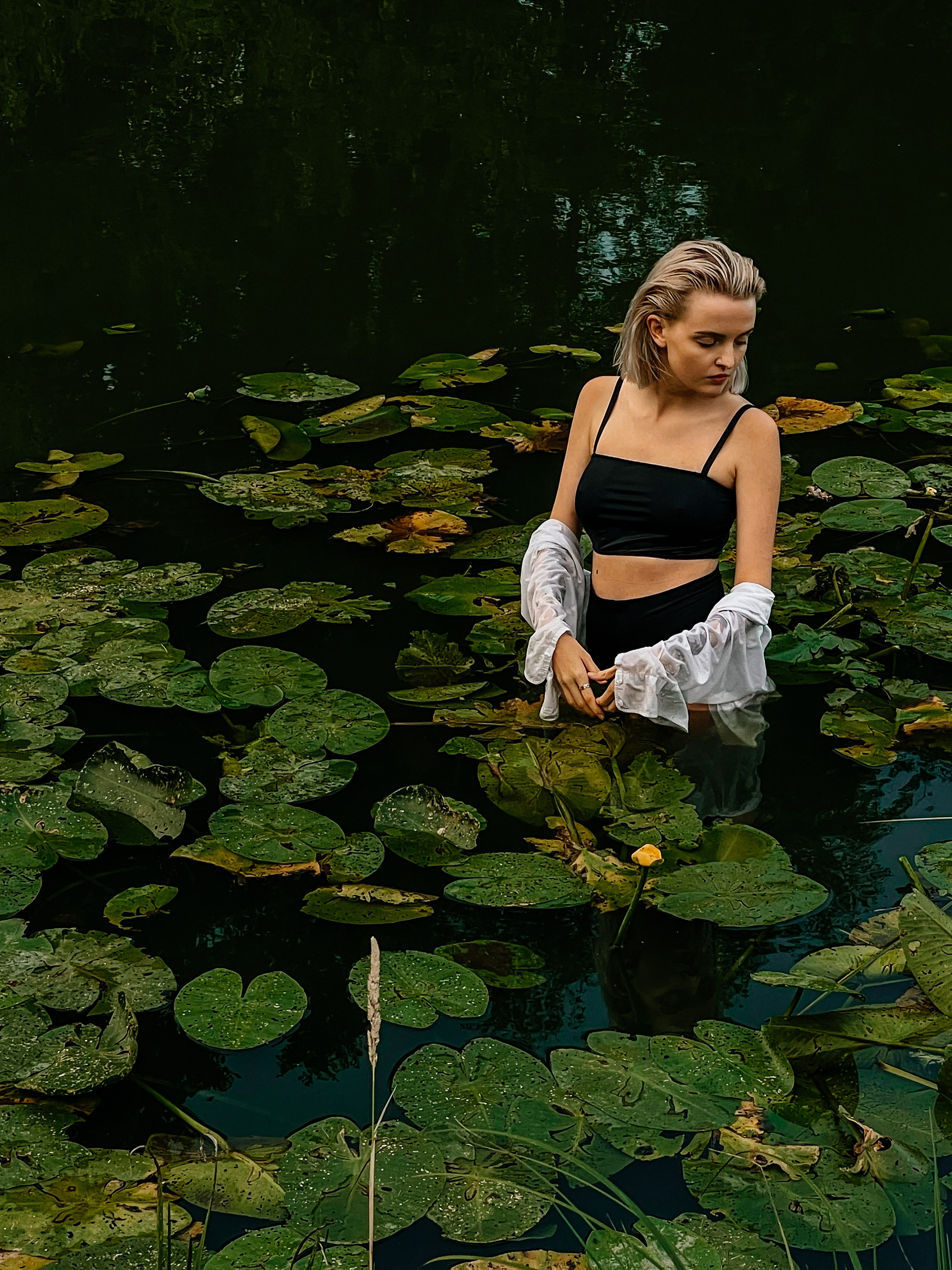 Съемка в воде. Марта Корженко — фотограф, контент фотограф, визуализатор бренда