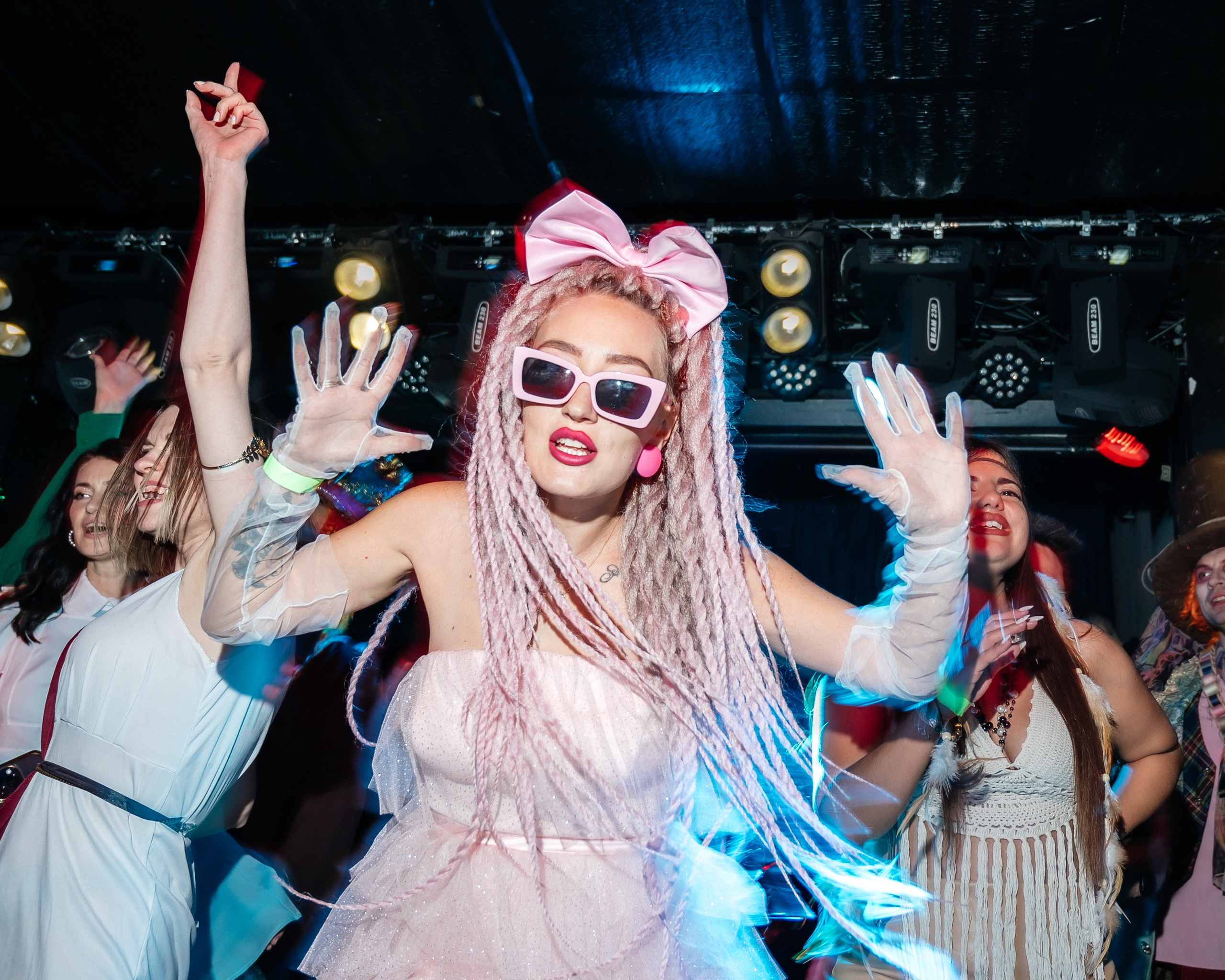 Репортажный фотограф на корпоратив и другие мероприятия. Свадебный и семейный фотограф в Краснодаре Марина Стёпа