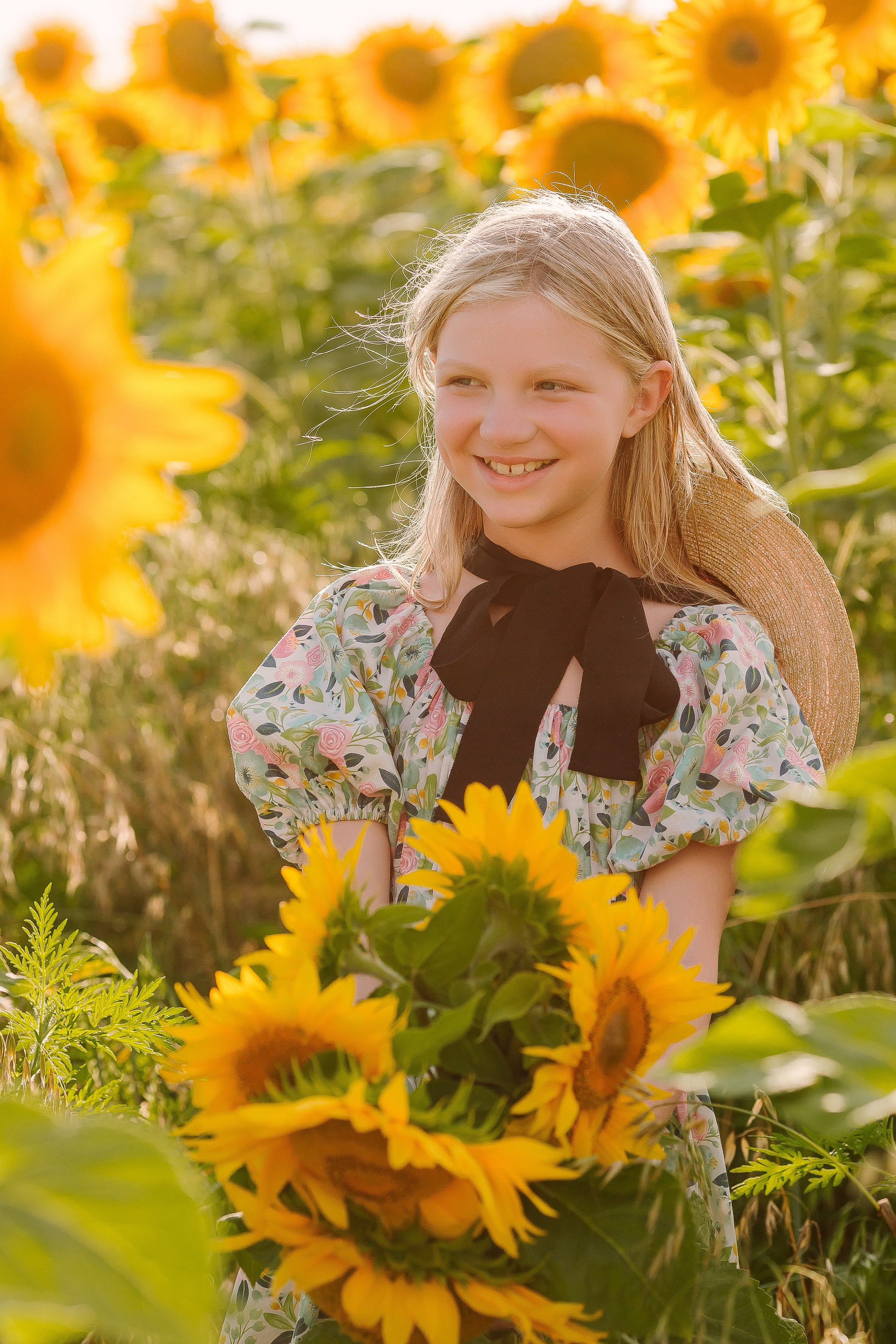 Подсолнухи. Выпускные альбомы Натальи Бутко: Новороссийск, Анапа, Геленджик