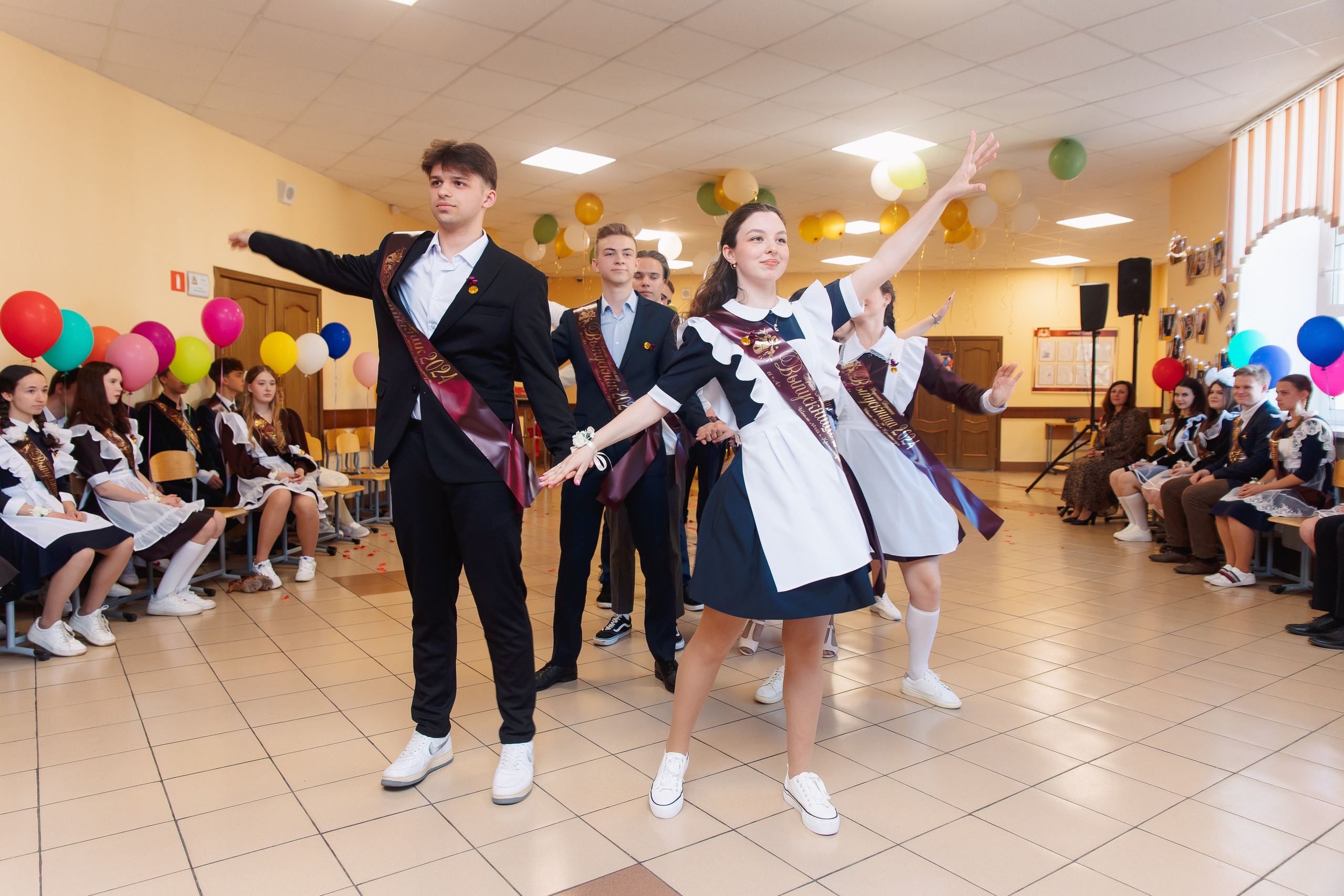 Последний звонок. Фотограф в Кронштадте и Санкт-Петербурге Анастасия Коваленко