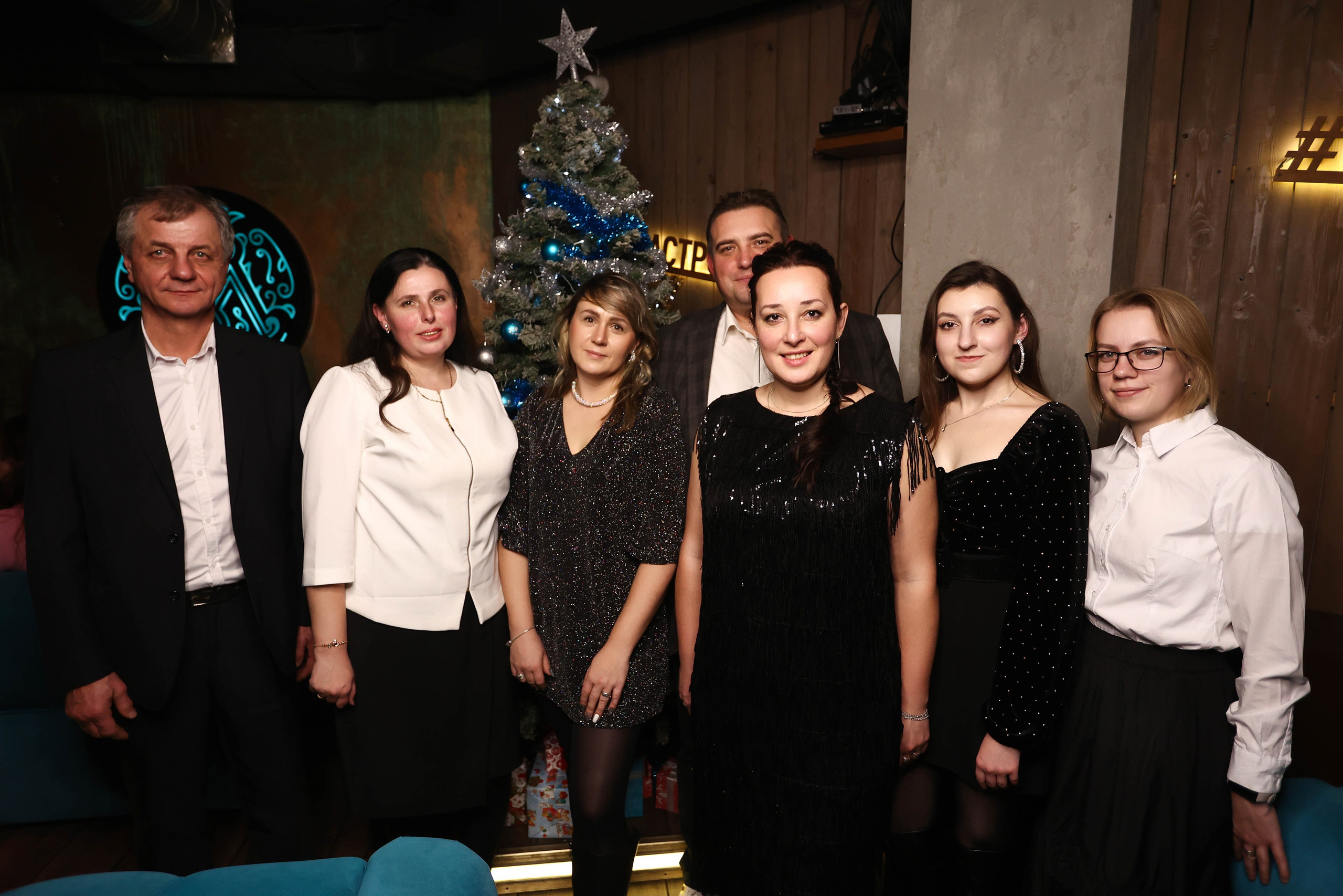 22/12/23 Новогоднее караоке в Мята Спортивная. Мята Спортивная — Кальянная, караоке, бар в Минске