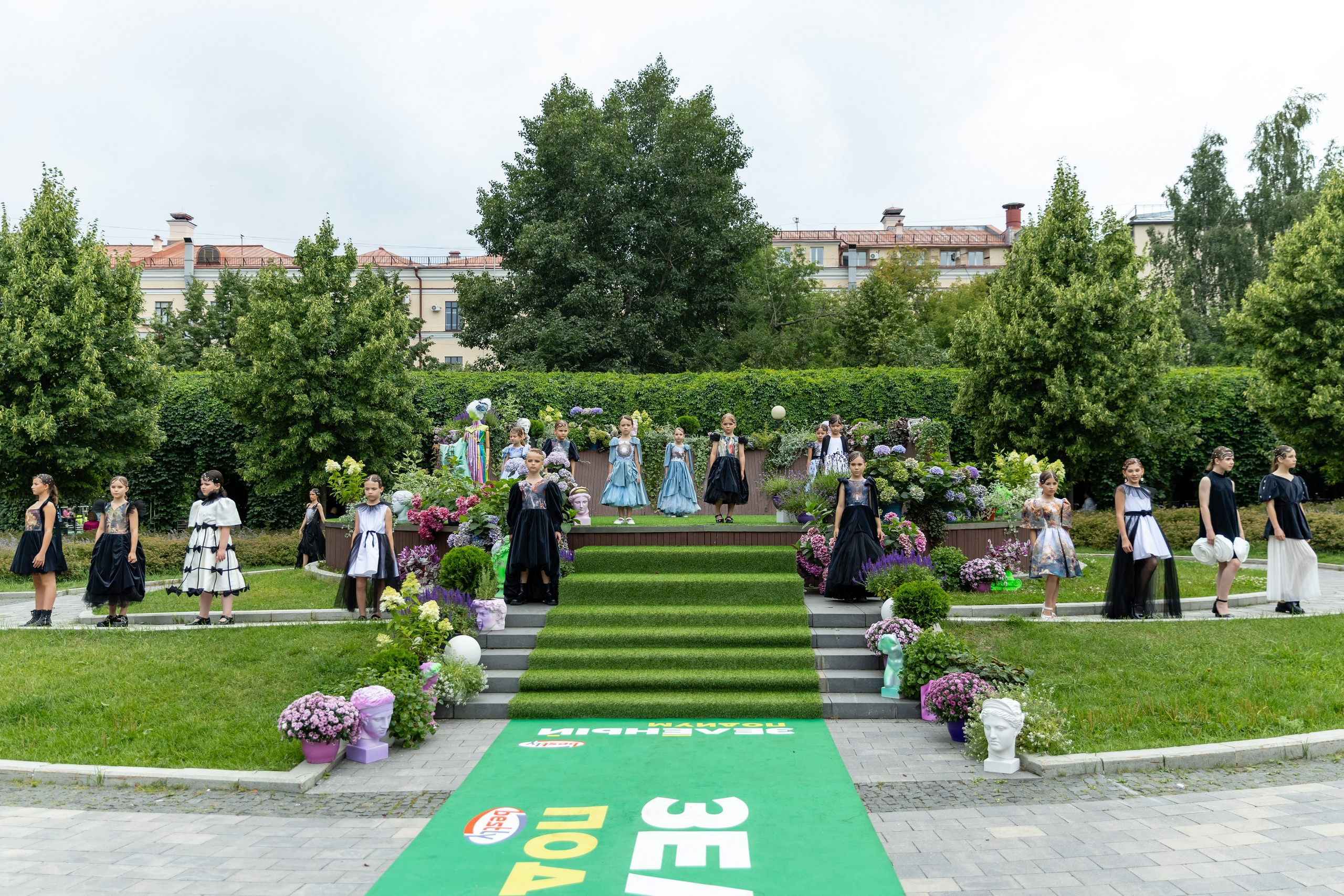 Зеленый подиум (KIDS REVOLUTION и GIZA). Татьяна Чернышова свадебный фотограф Москва