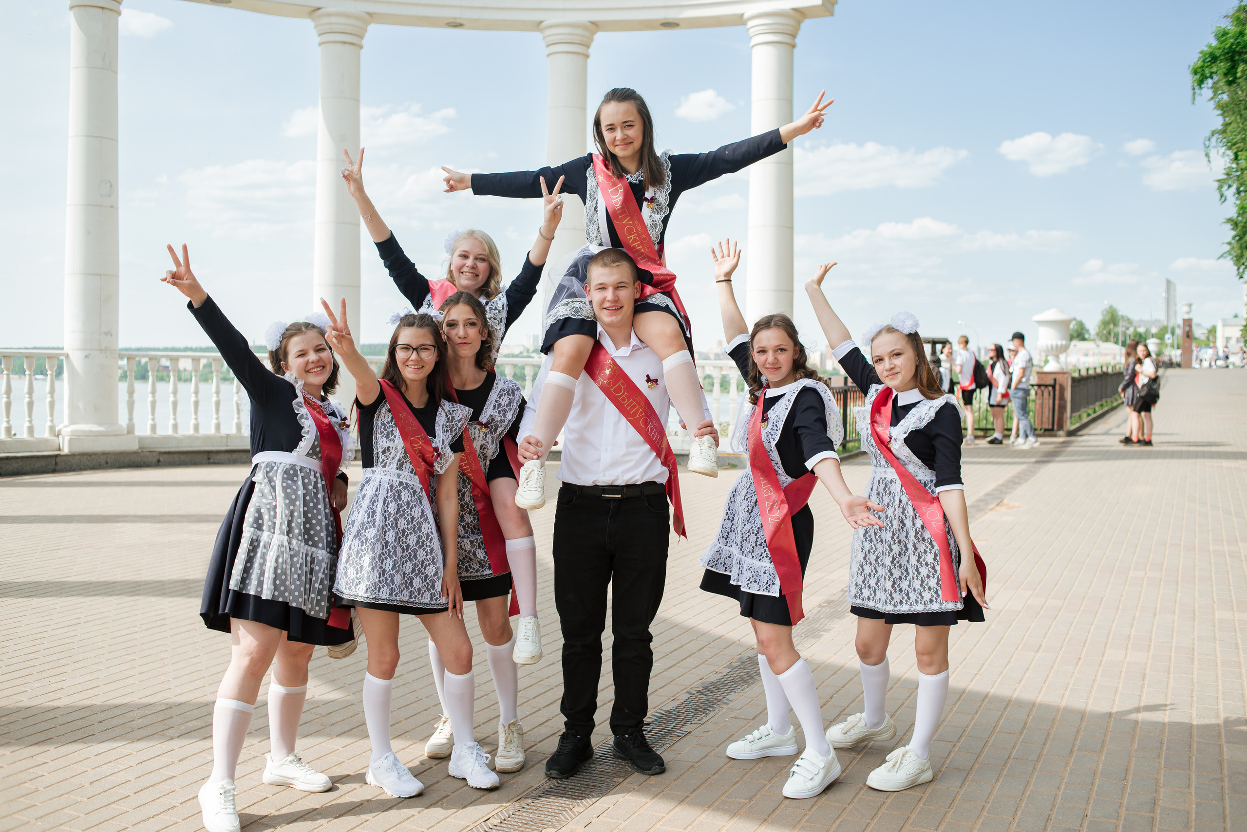 Последний звонок у 9 класса