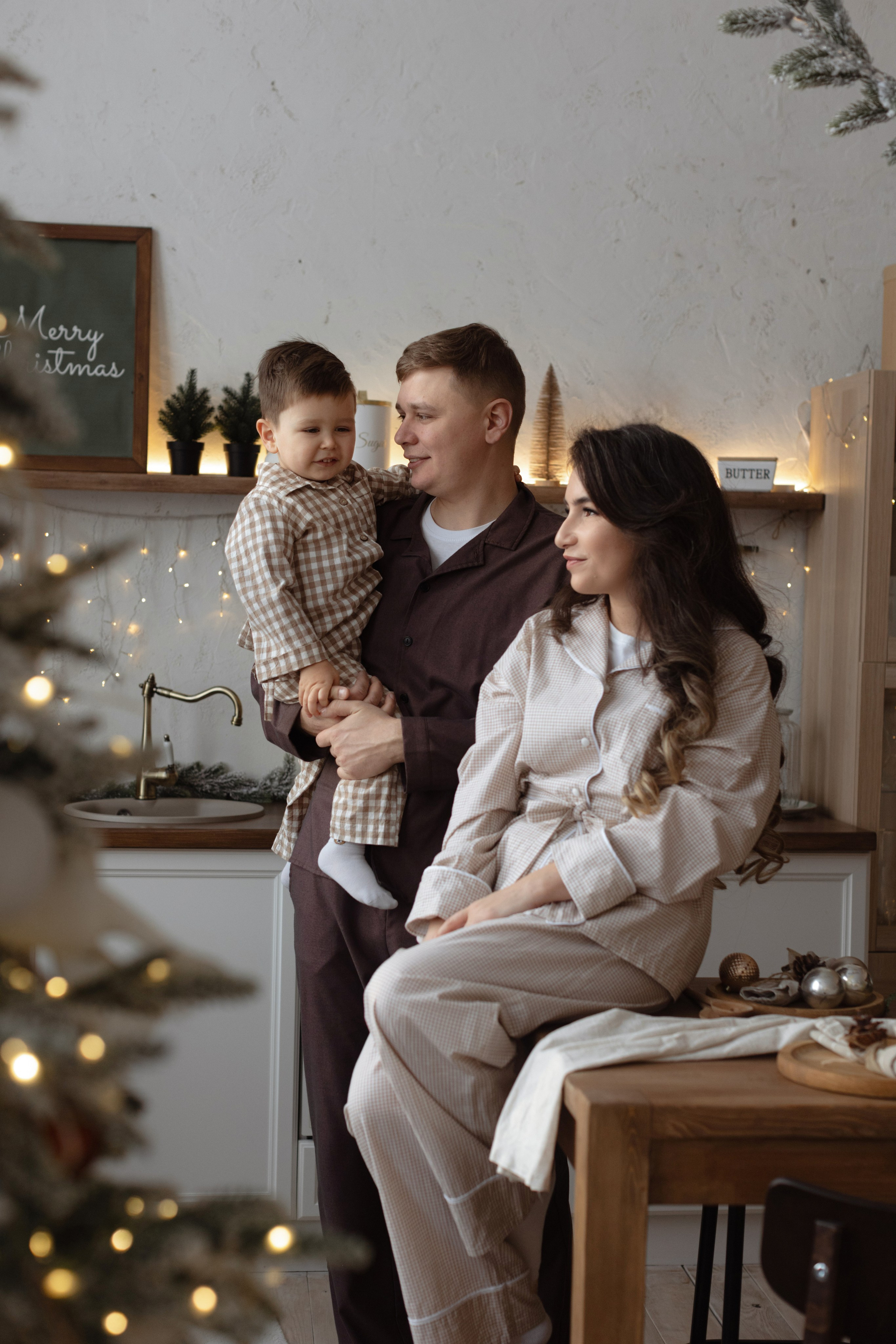 Новогодняя съемка в Историях (Большой зал). Фотограф беременности и новорожденных в Красноярске Вета Ланская