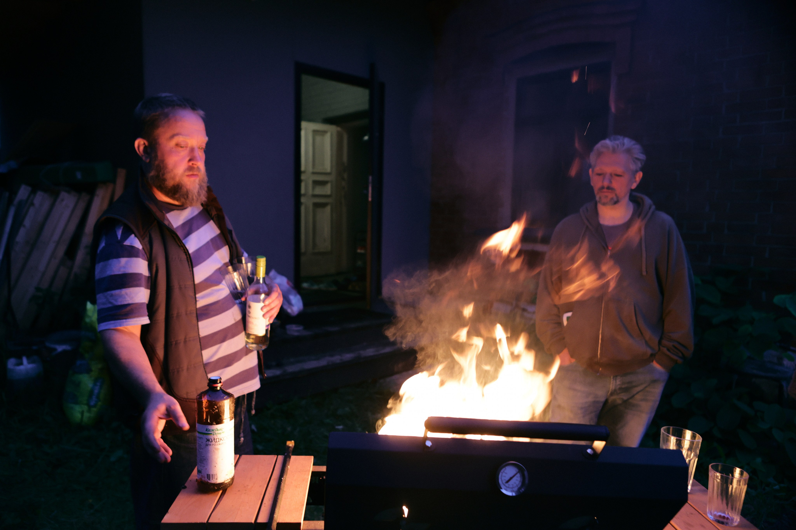 друзья на шашлыках фотосессия