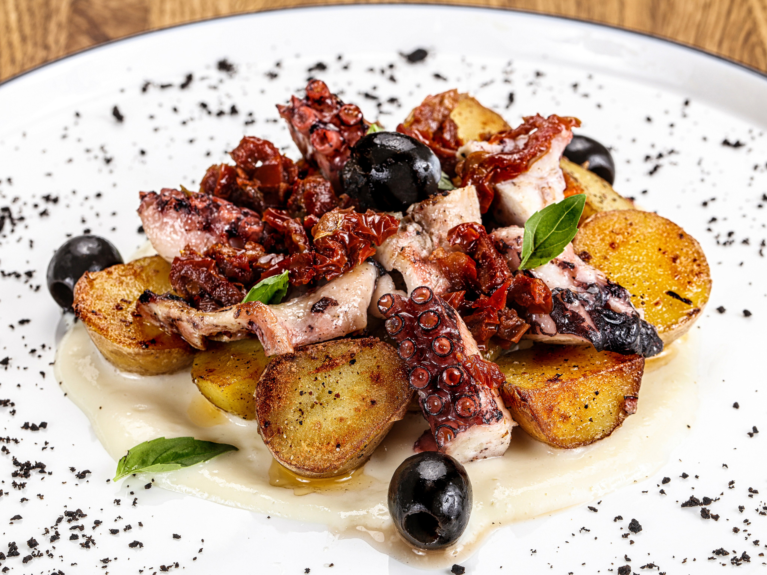 Фотосъемка блюд европейской кухни. Заказ по тел.: +7 (906) 006-90-22. Фуд-фотограф Андрей Старостин — съемка еды в Москве. 9000 руб. в час