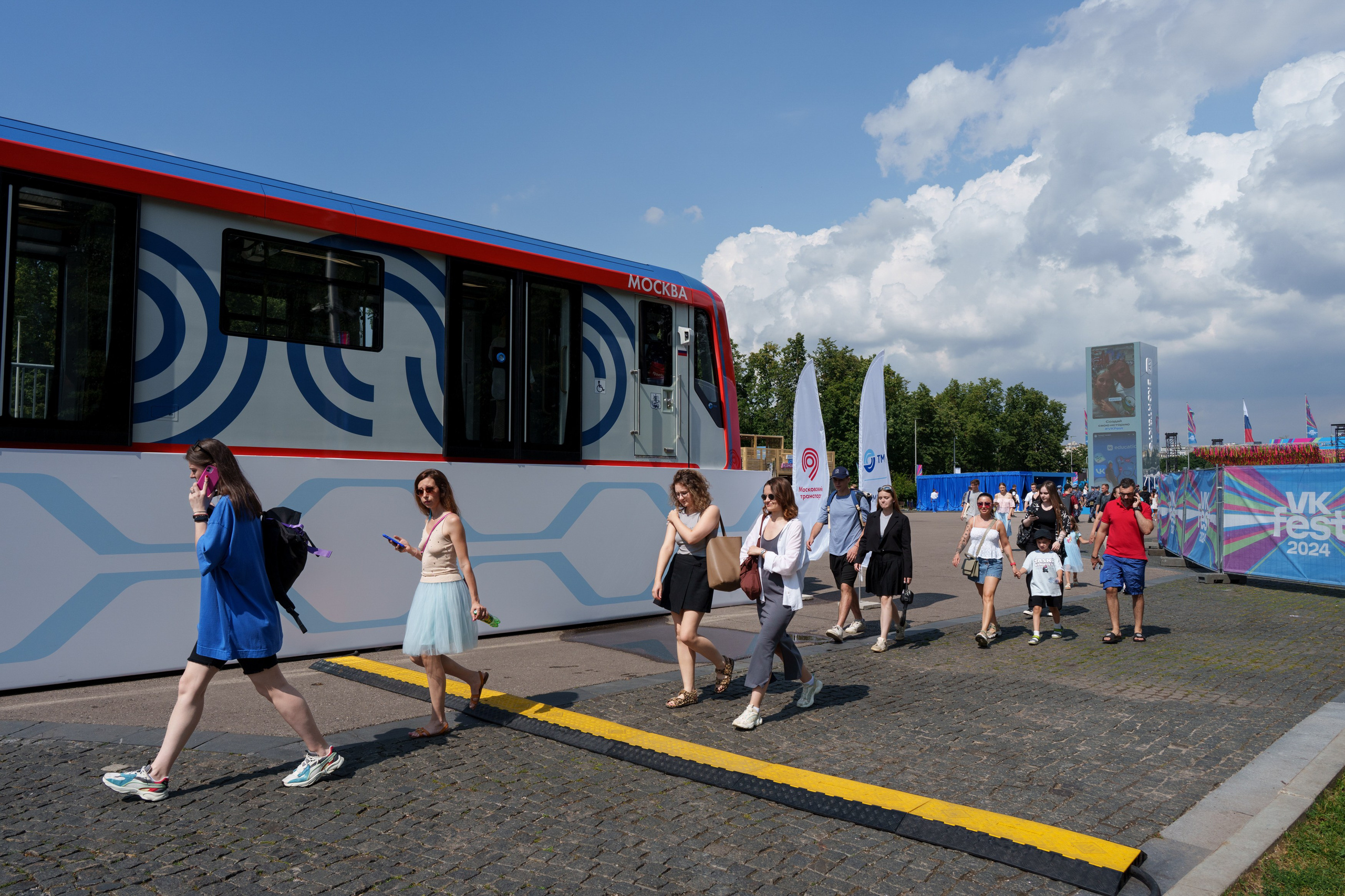 Московский Транспорт на VK Fest. Фотограф Саша Блюз