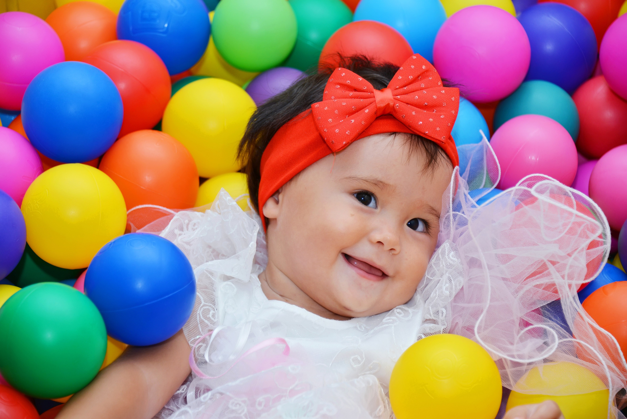 Дети-5 (Адель-1годик). Фотосъёмка. Фотограф Сергей Авдеев-семейный и детский фотограф в Алматы