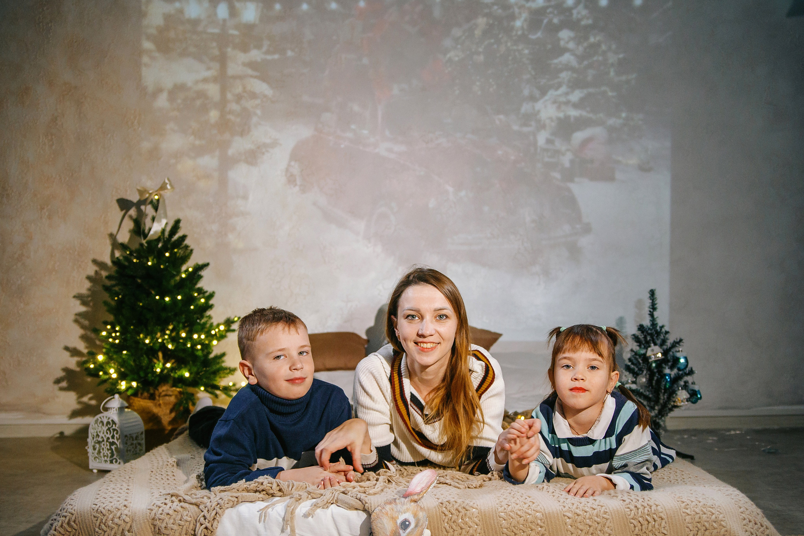 Новогодняя фотосессия Алены, Димы и Марьяны. Выпускные альбомы Искитим, Бердск и Новосибирск Крюкова Елена