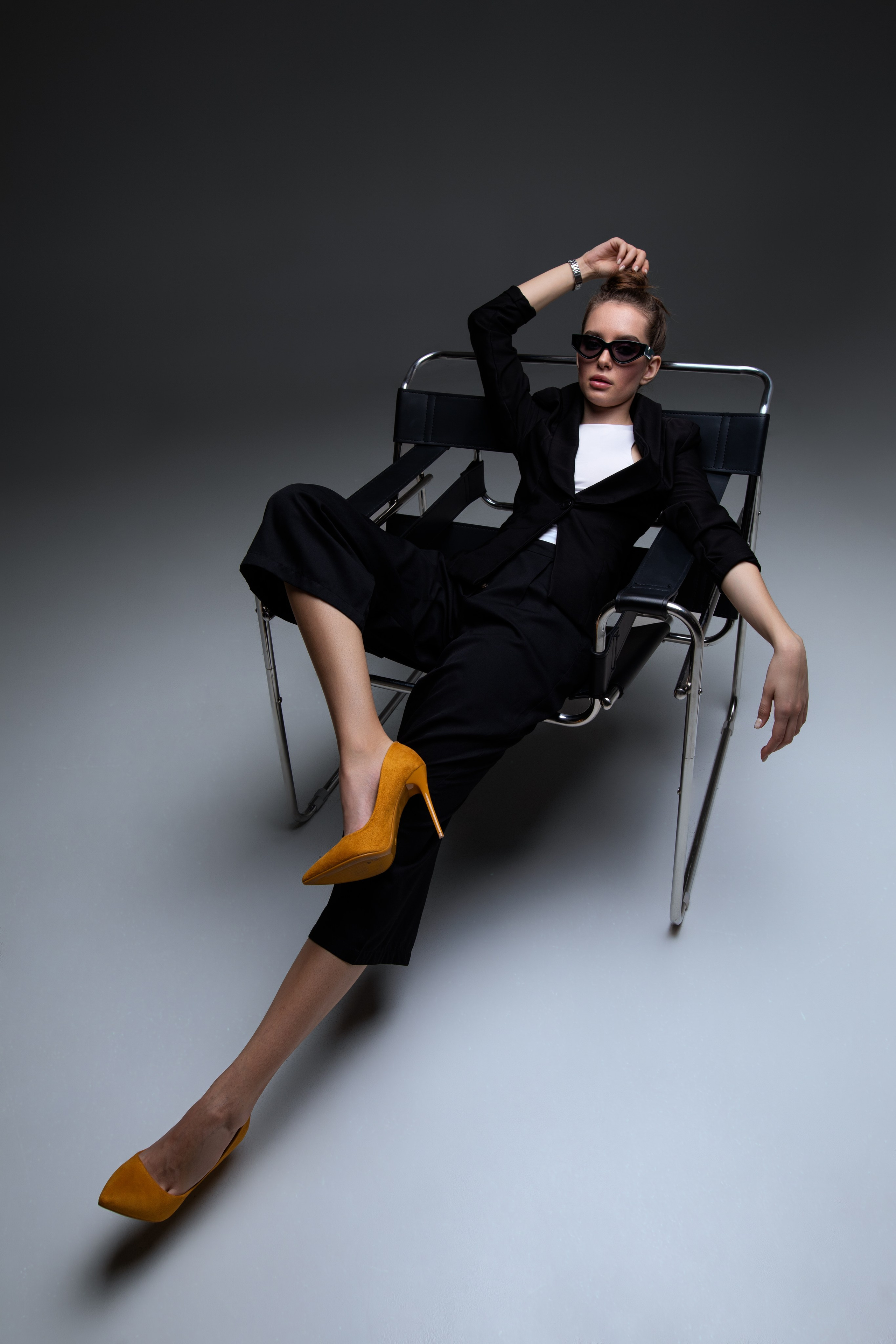 Студийная съемка с Дариной на циклораме в формате для «себя»