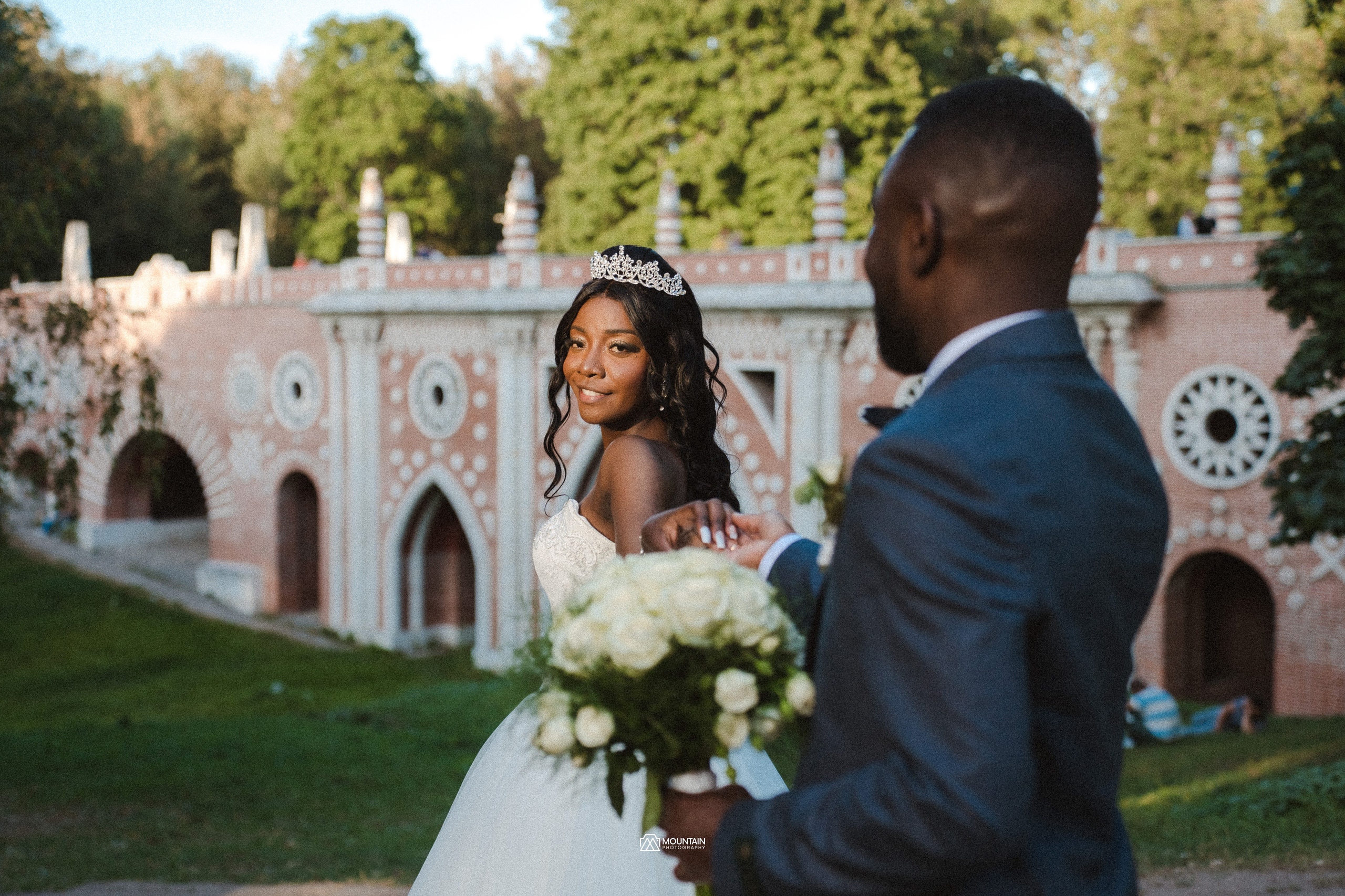 Synthia and Jospin Part 2. Я занимаюсь событийной, свадебной, товарной, студийной… фотографией