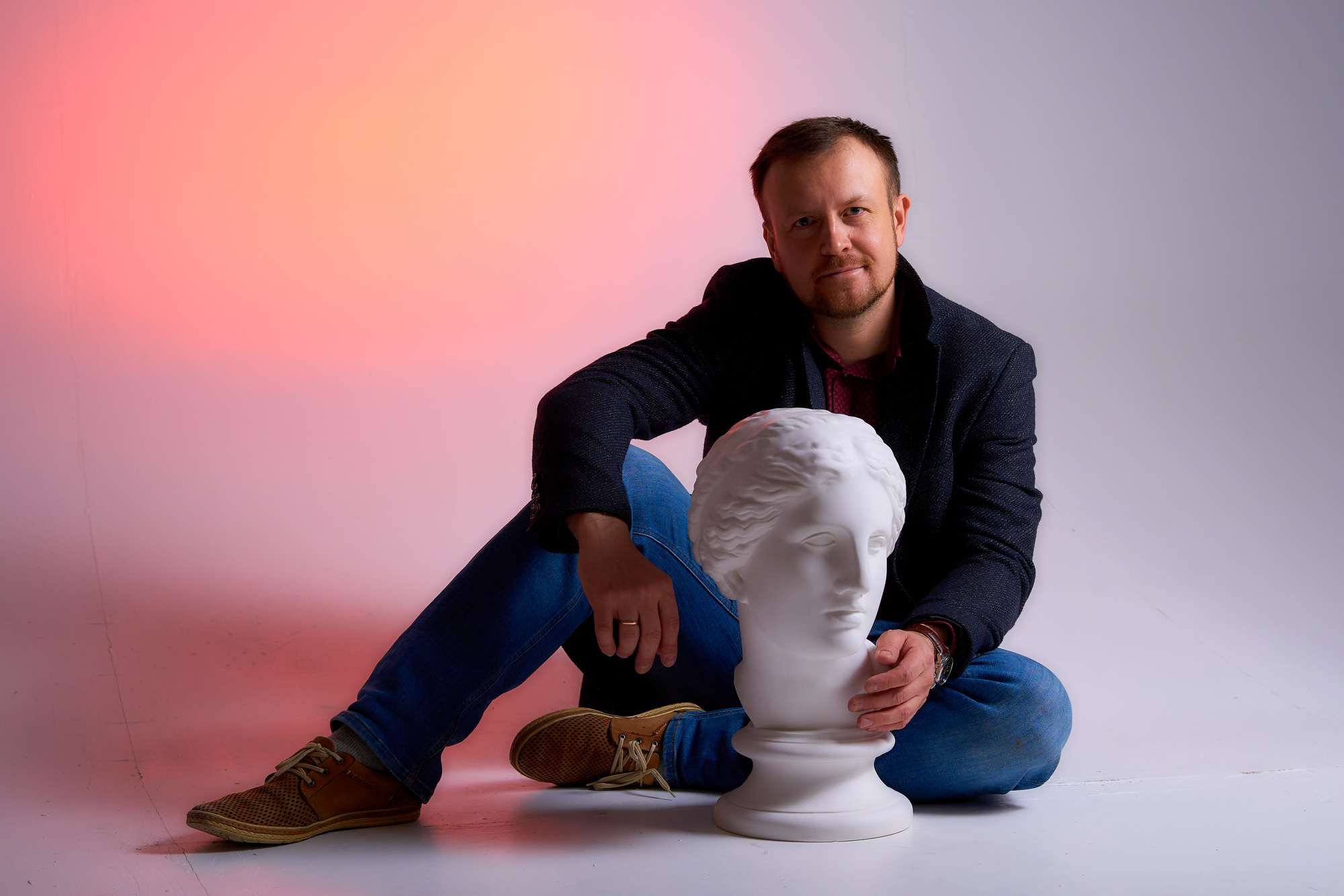 Карина в студии. Фотограф в Уральске Александр Хохлачёв | HOHLACHEV.COM