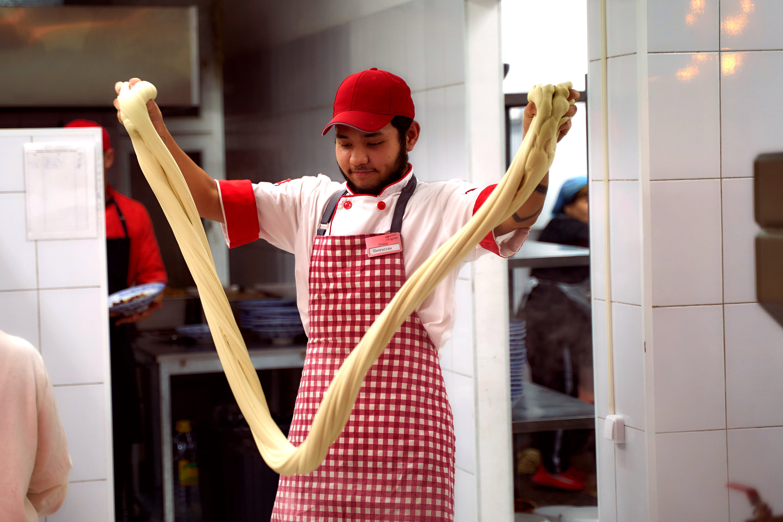 Открытие Lanzhou — кафе востойной кухни. Фотограф в Уральске Александр Хохлачёв | HOHLACHEV.COM