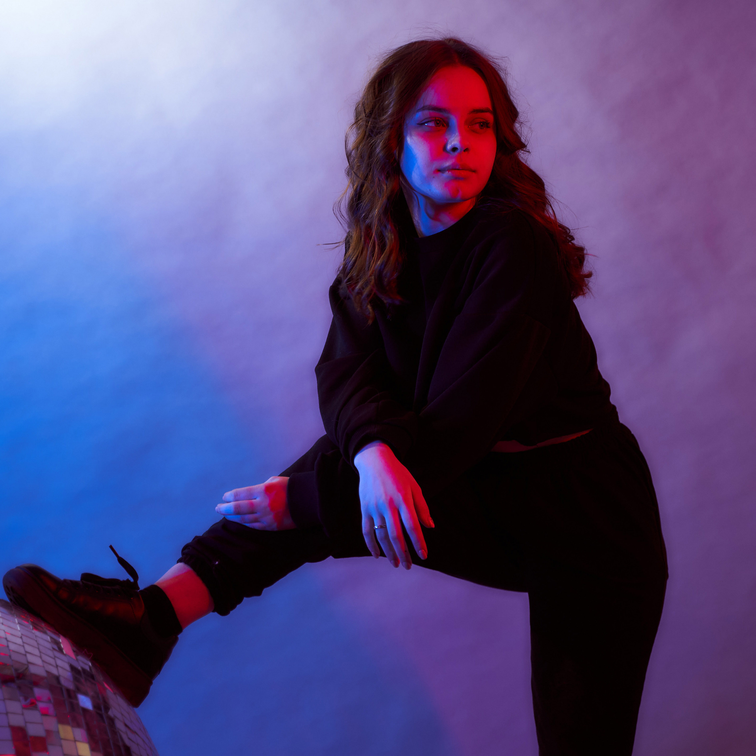 Александра в студии. Фотограф в Уральске Александр Хохлачёв | HOHLACHEV.COM