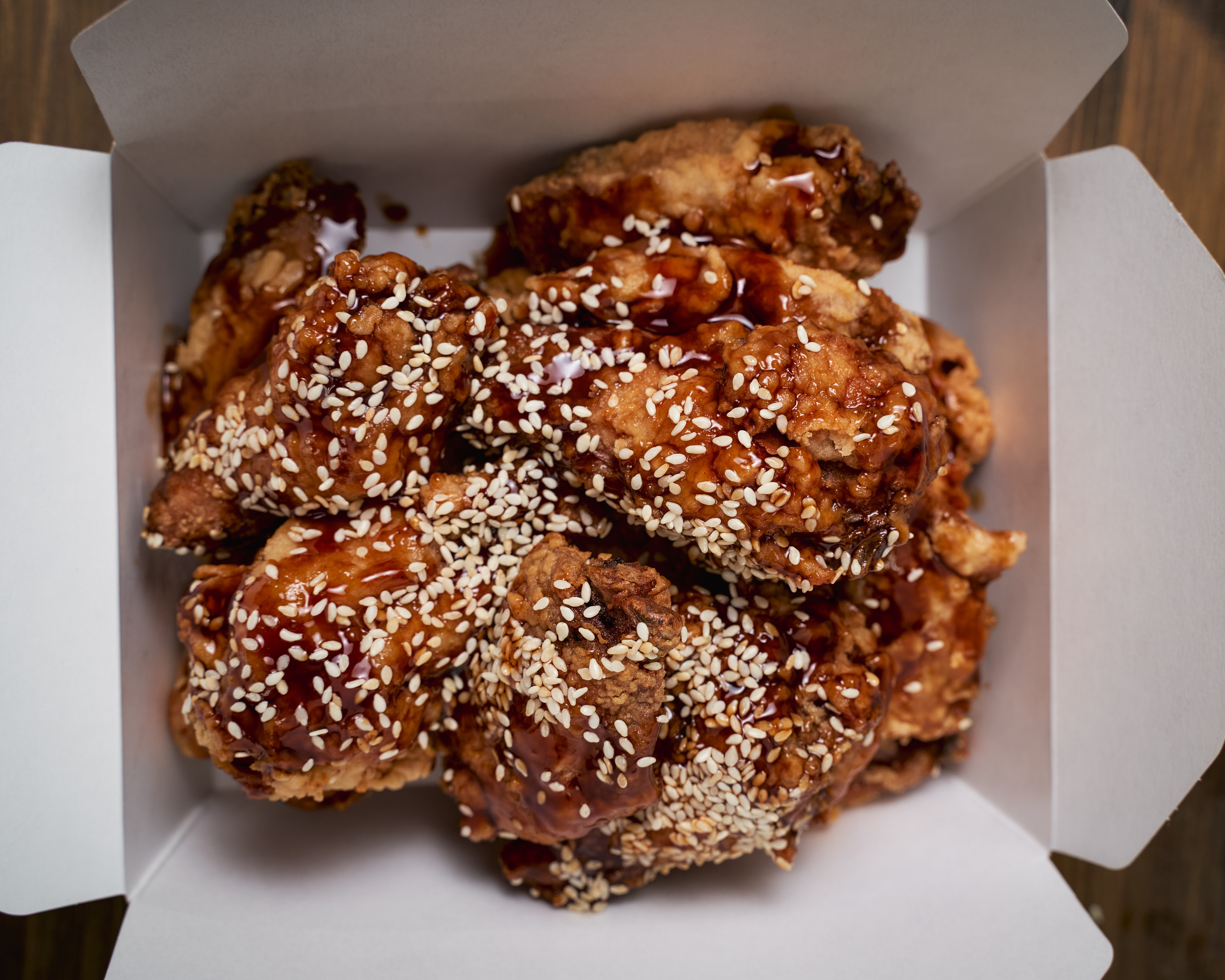 Goldie Chicken — куриные крылышки. Фотограф в Уральске Александр Хохлачёв | HOHLACHEV.COM