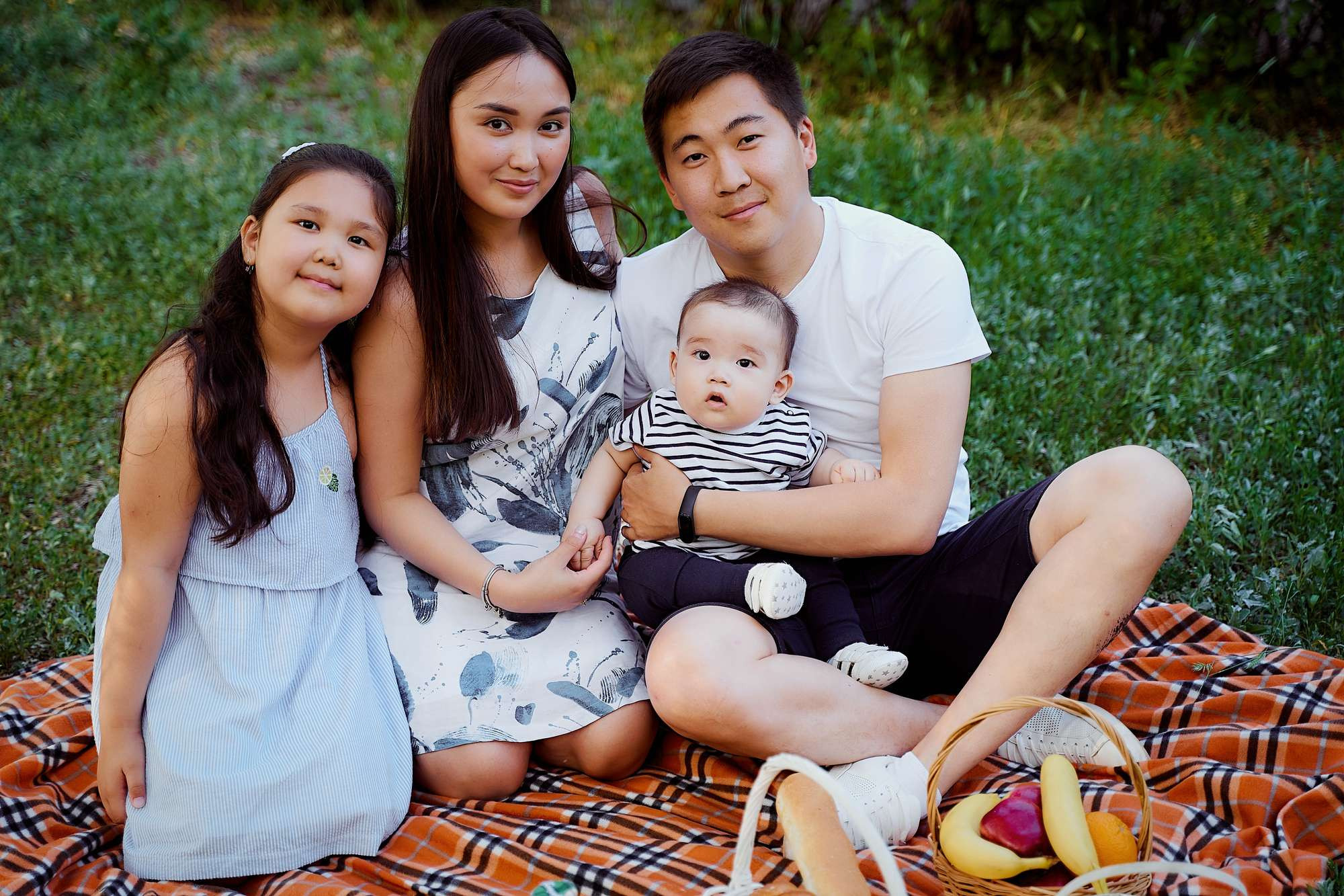 Аделя по сертификату. Фотограф в Уральске Александр Хохлачёв | HOHLACHEV.COM