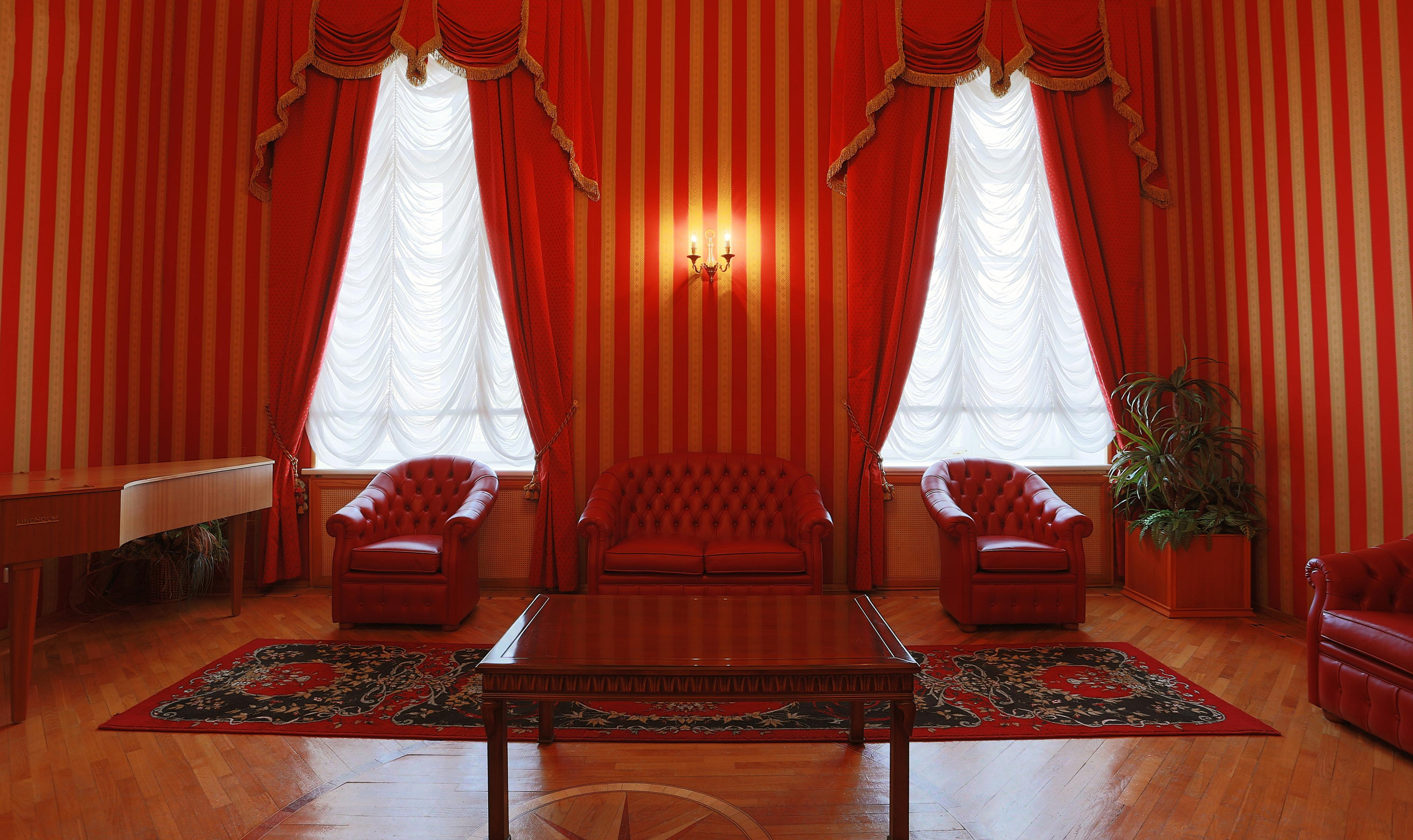 Дом купца Карева в Уральске. Фотограф в Уральске Александр Хохлачёв | HOHLACHEV.COM